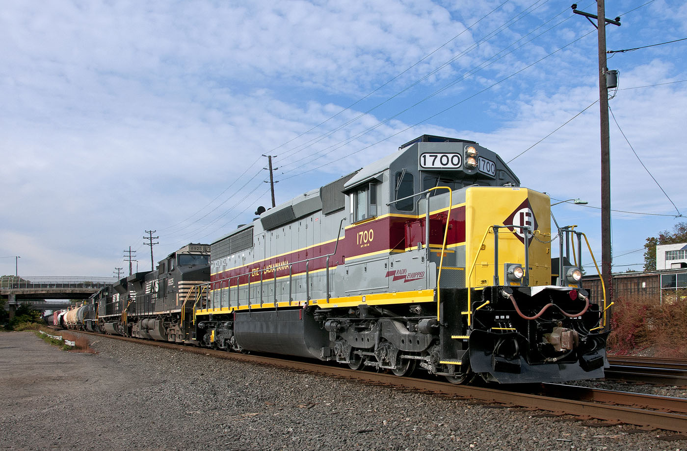 EMD SD45-2 – photo 11