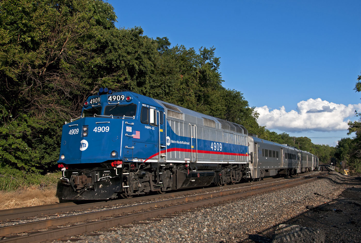 EMD F40PH-3C – photo 13