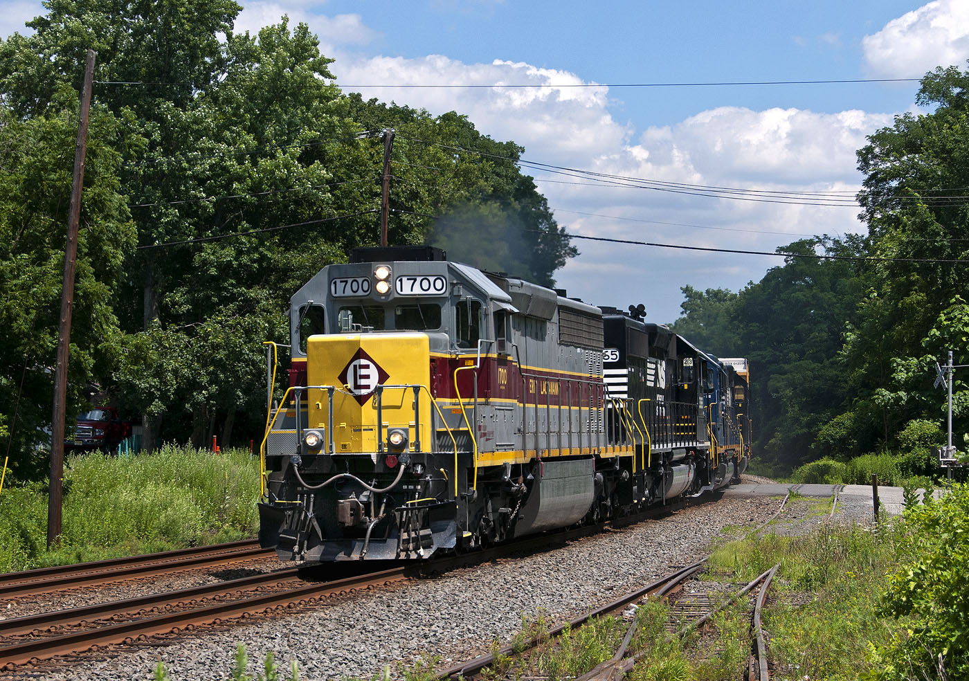 EMD SD45-2 – photo 8
