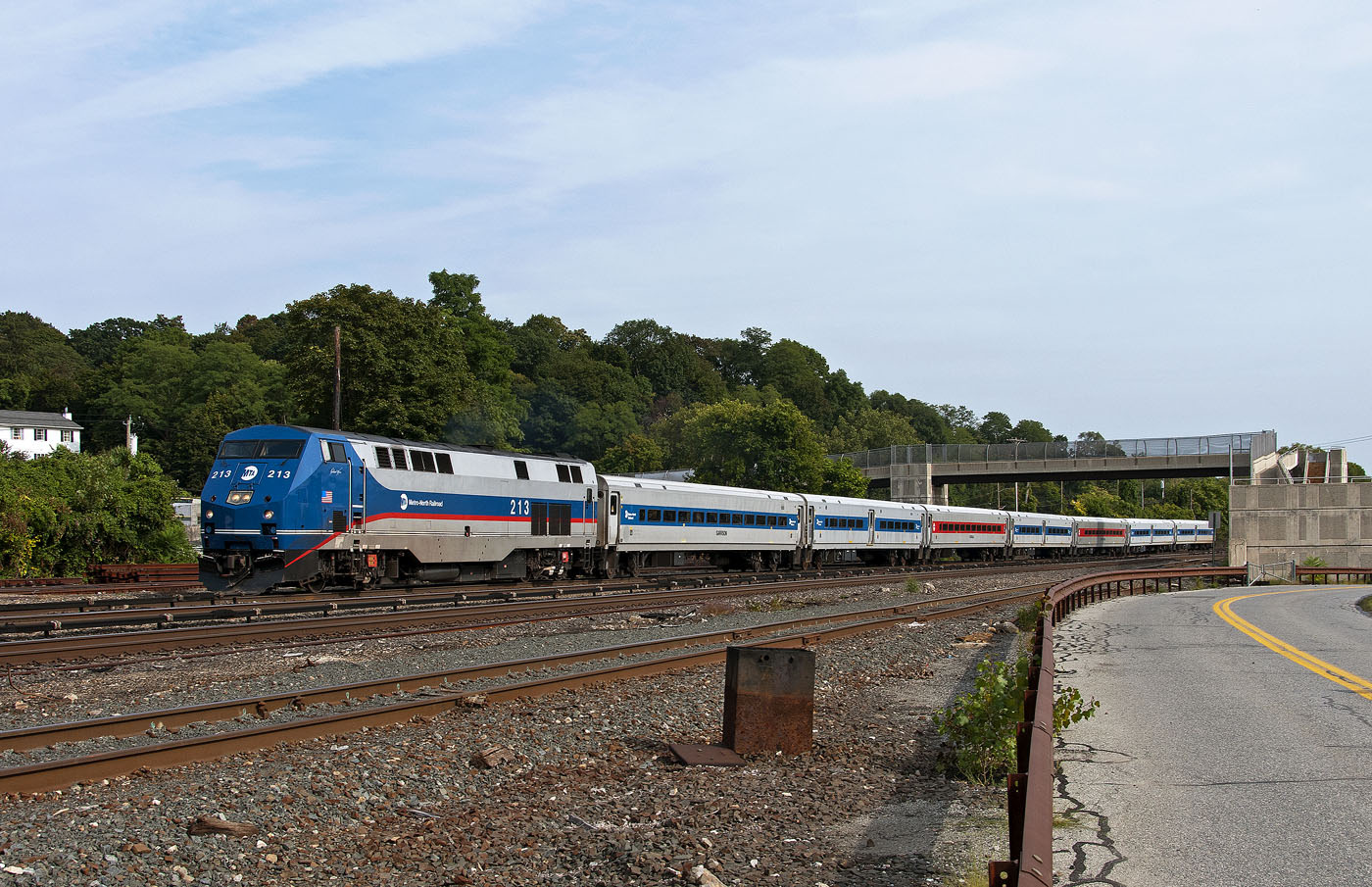 GE P32AC-DM – photo 12