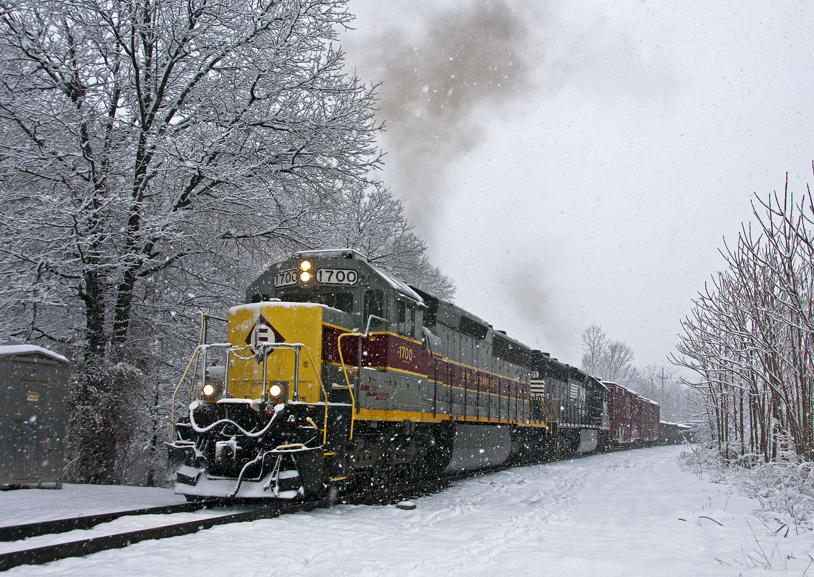 EMD SD45-2 – photo 7