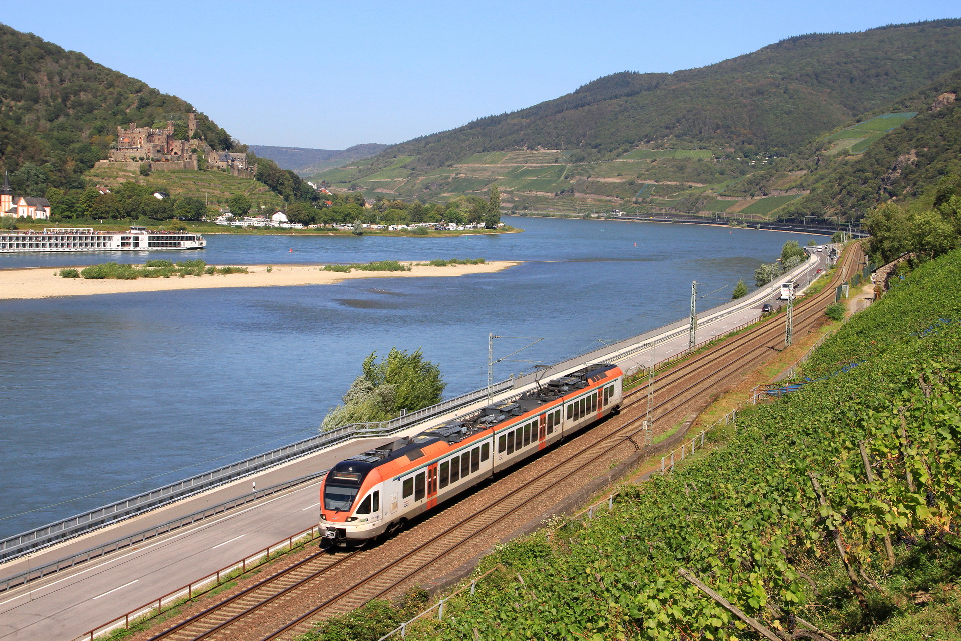 Stadler Flirt 4/8 15kV – photo 2