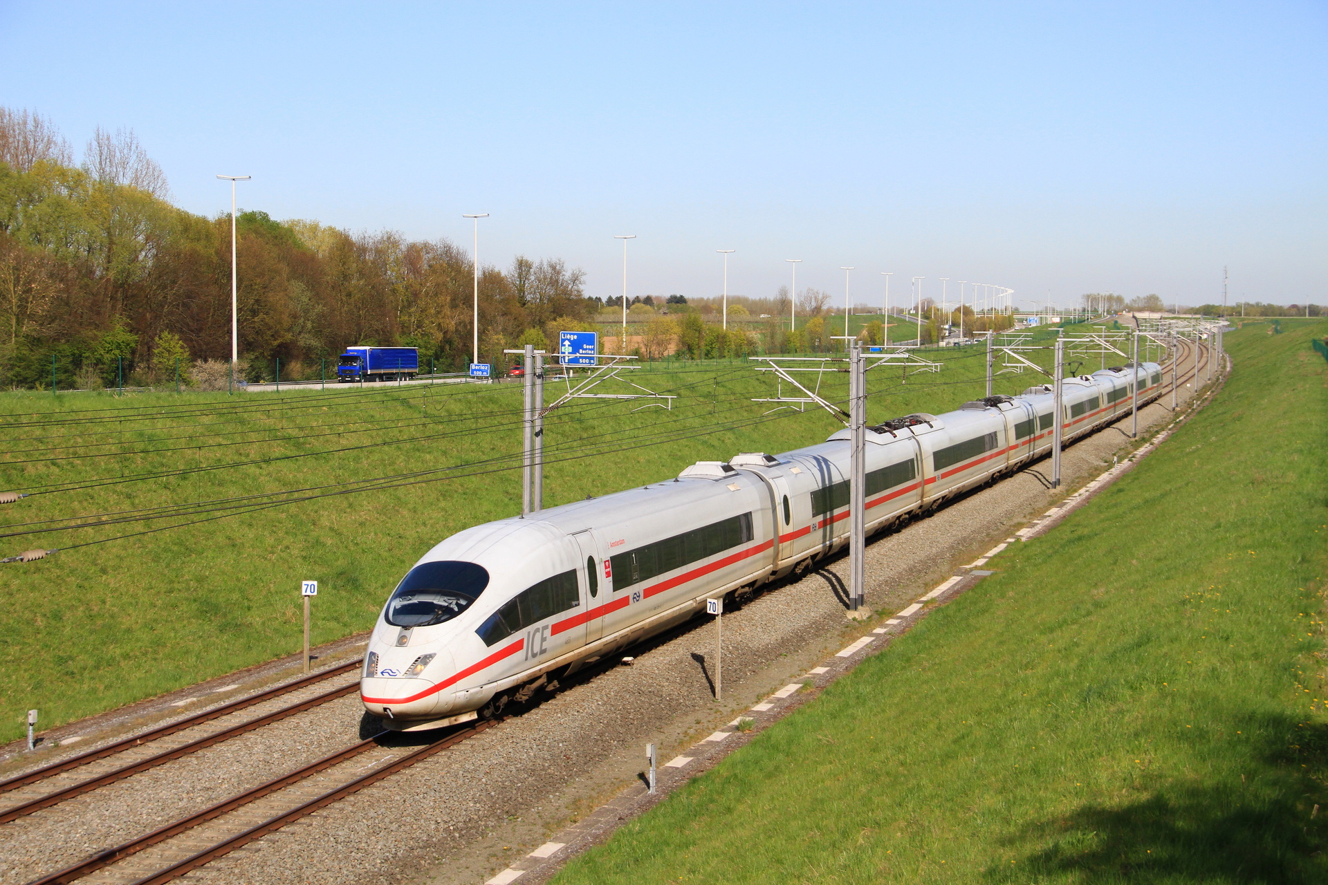 Siemens ICE 3M – photo 24
