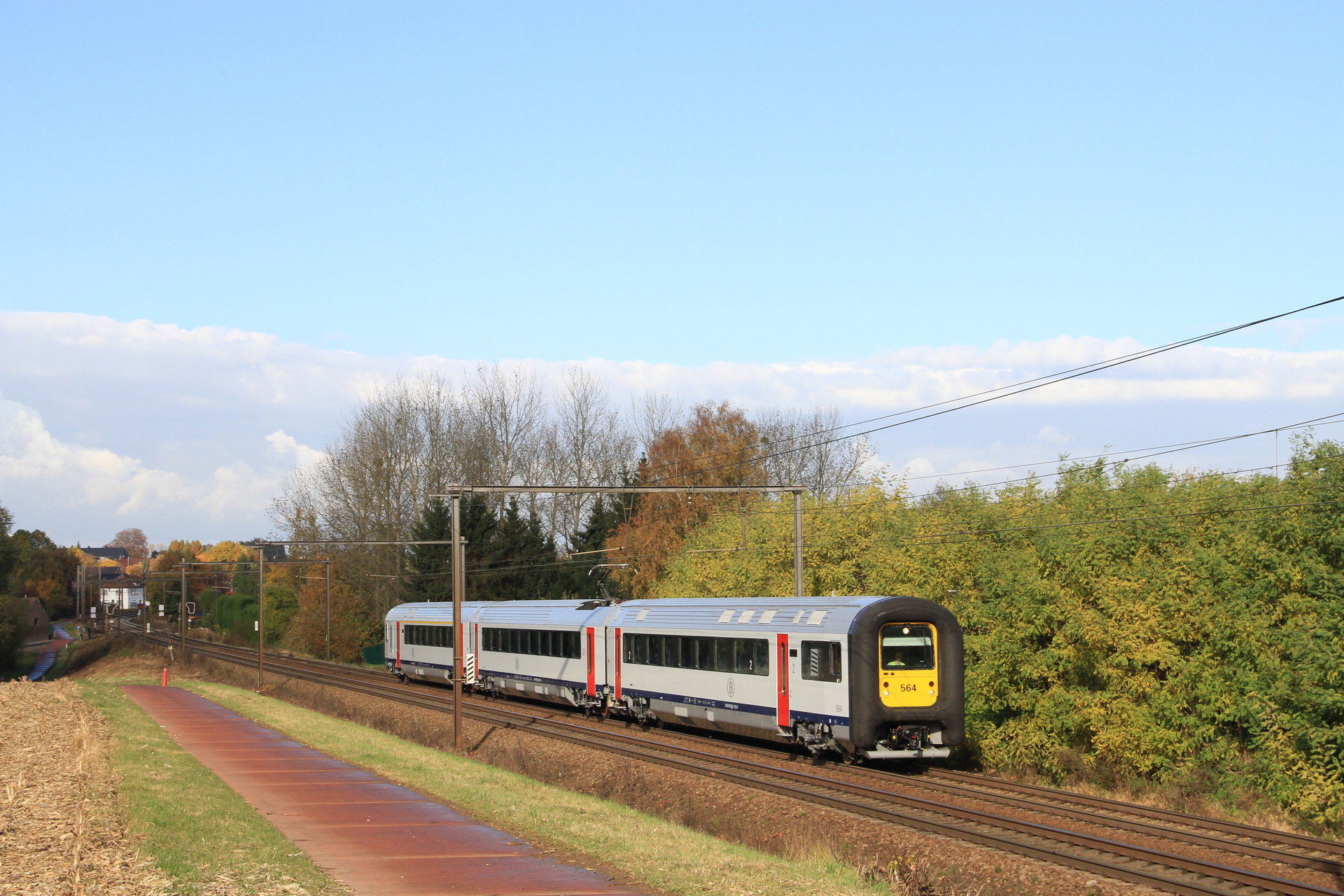 Bombardier AM96.5 – photo 6