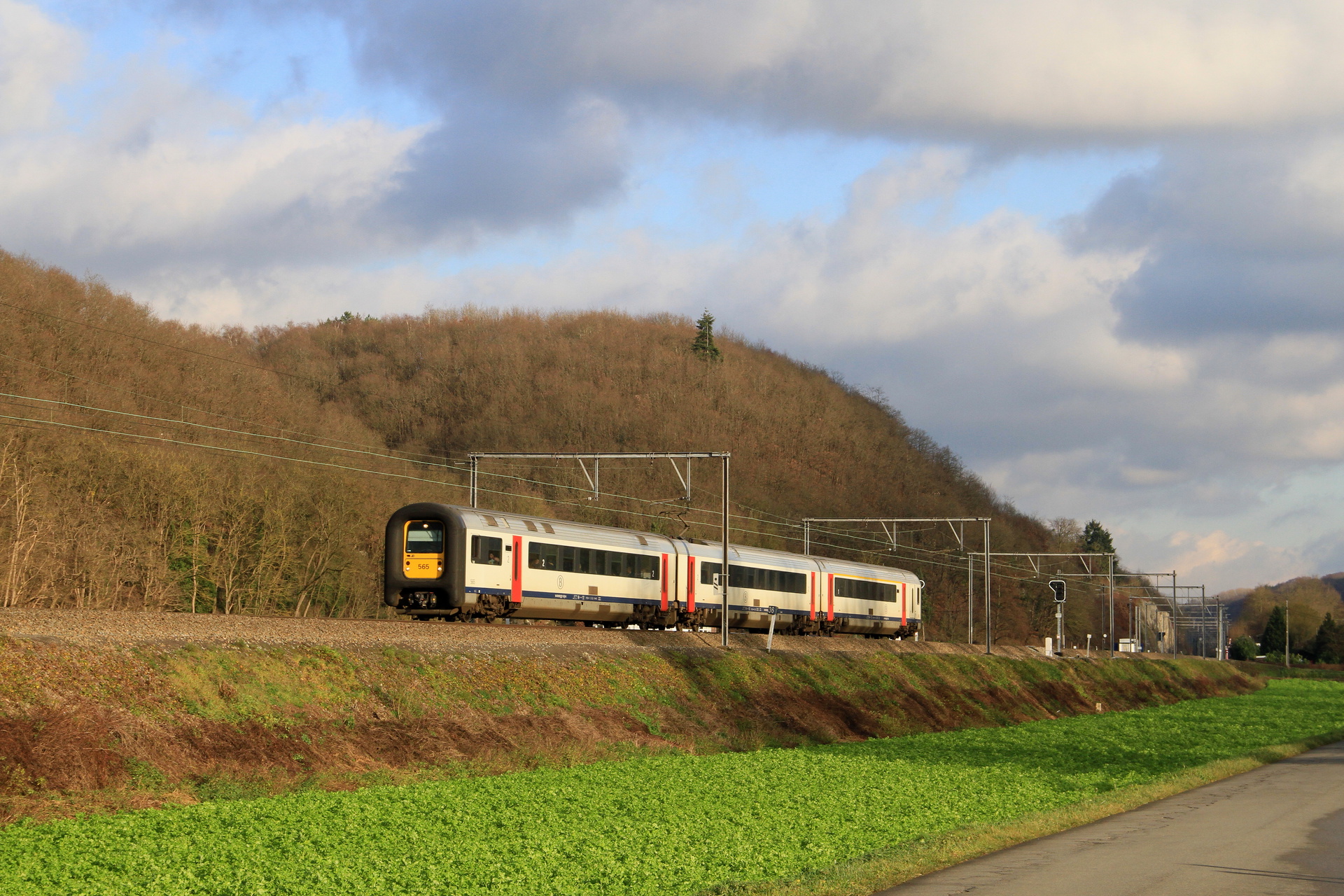 Bombardier AM96.5 – photo 5