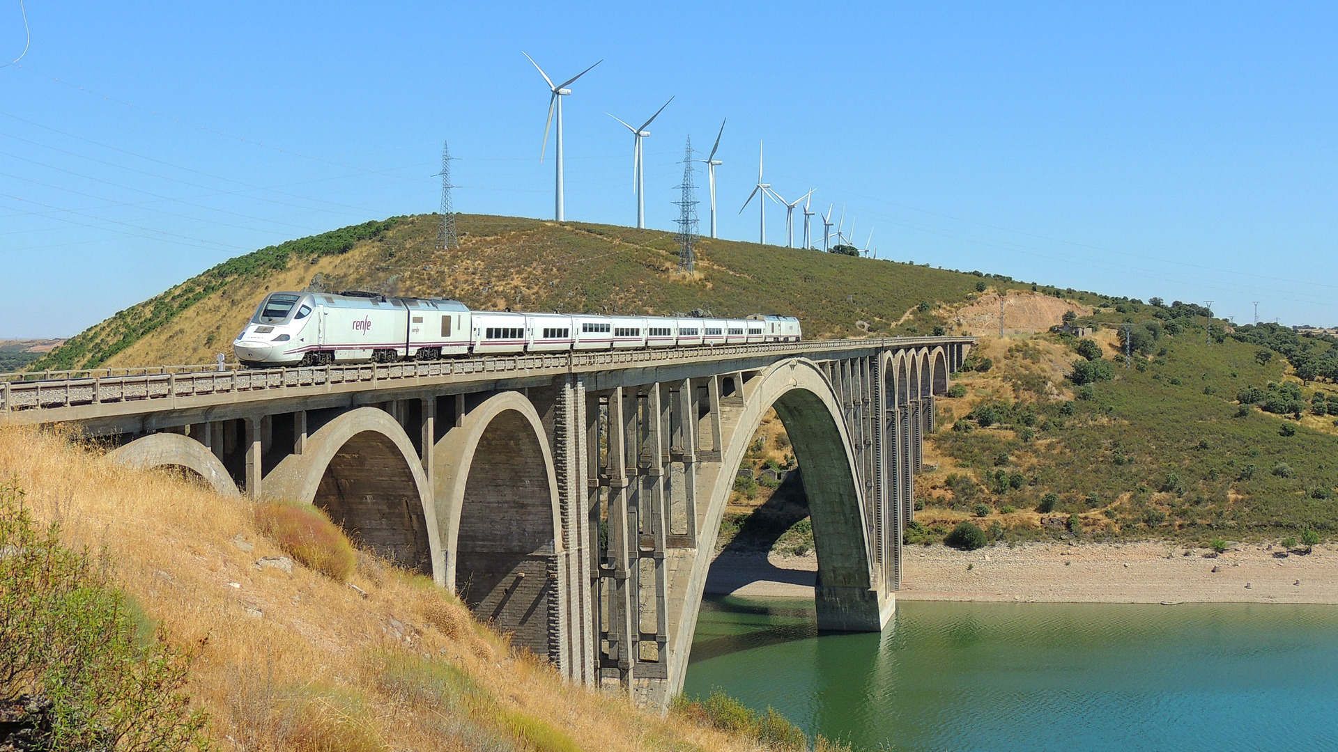 Bombardier RENFE 730 – photo 18