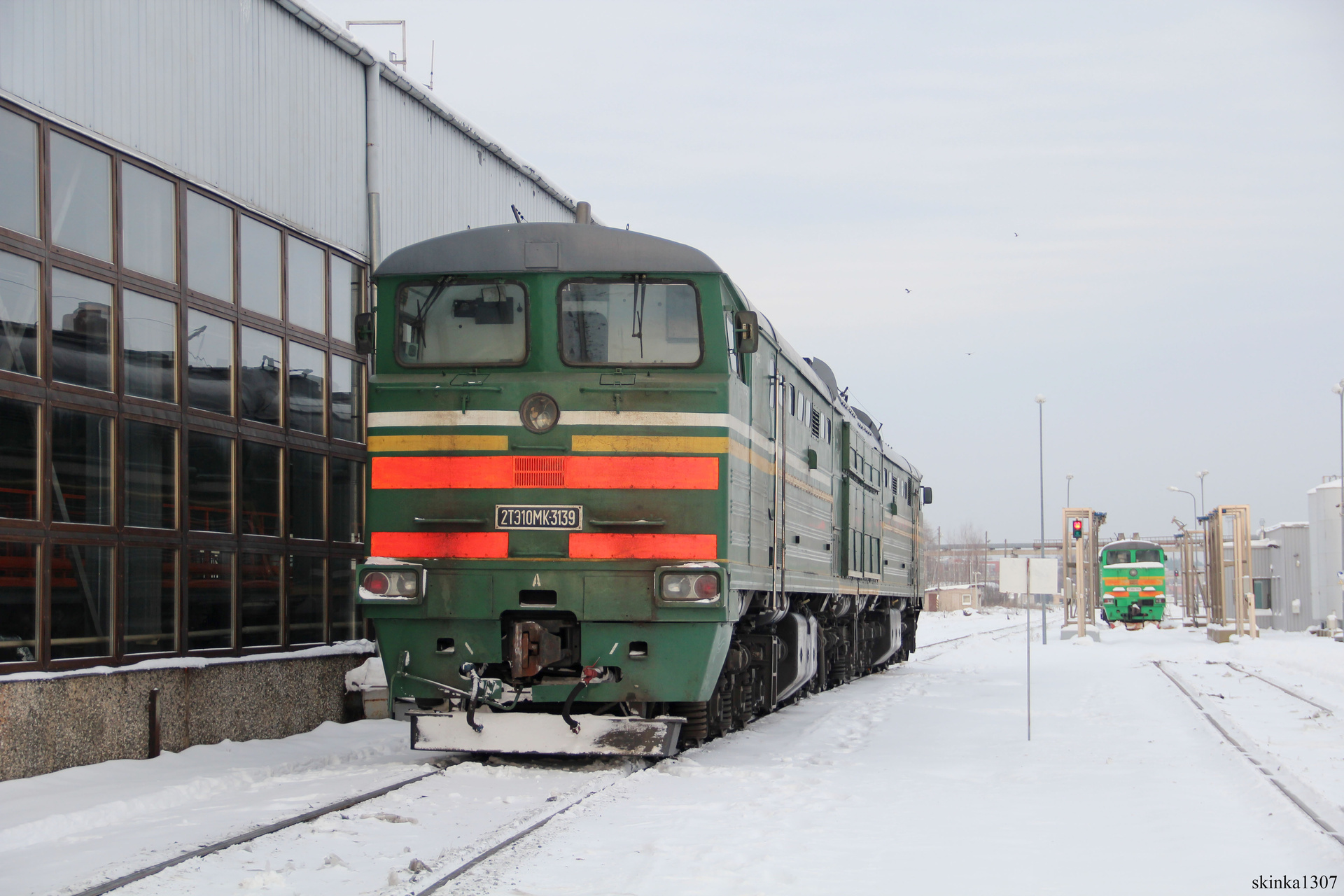 Luhanskteplovoz 2TE10M-K – photo 18