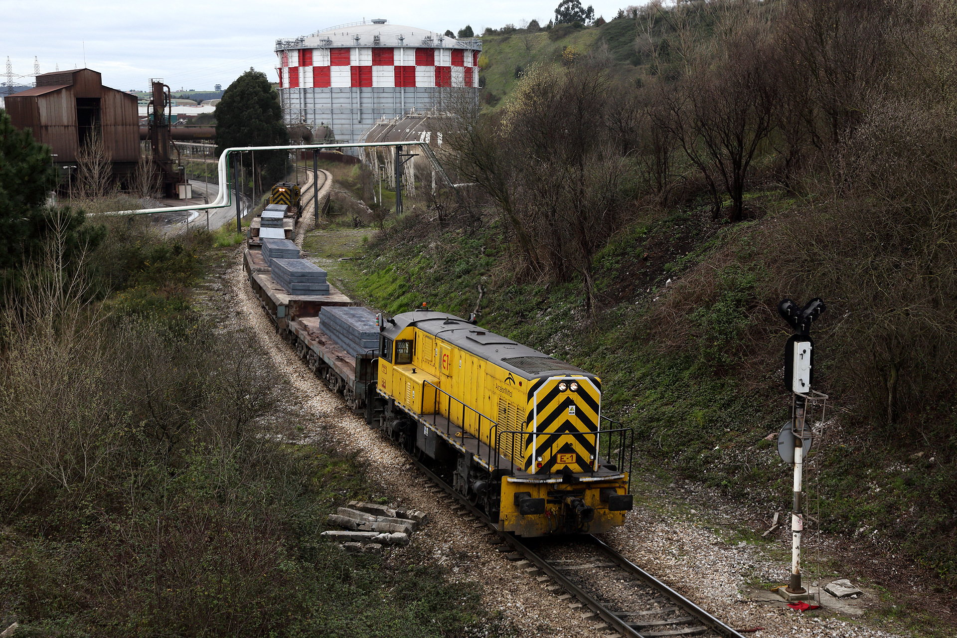 GE U15B – photo 4