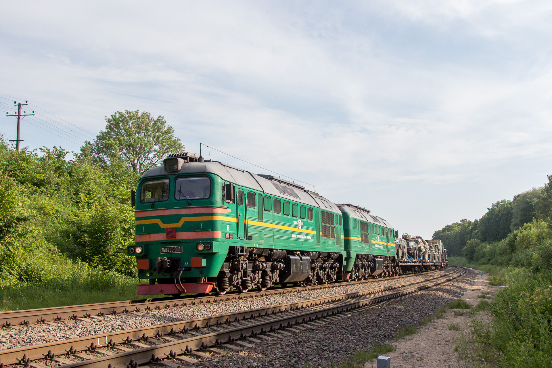 Luhanskteplovoz 2M62UC – foto 3