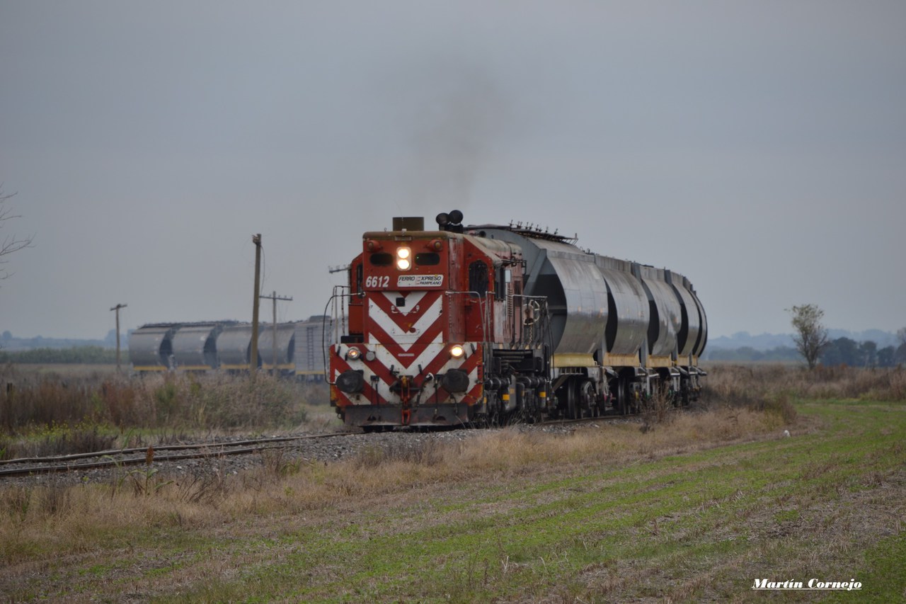 EMD GR12 1676 – photo 6