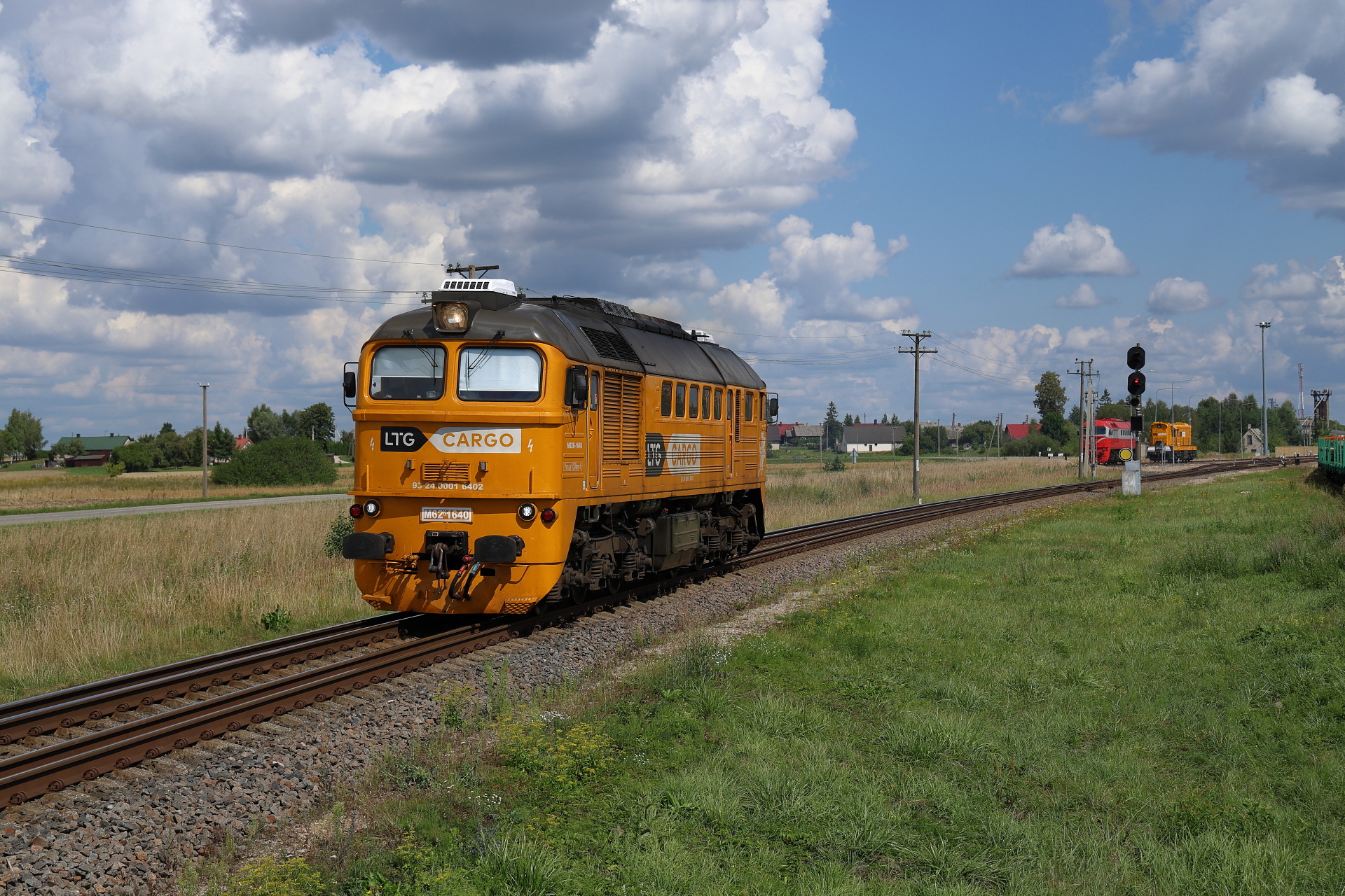 Luhanskteplovoz M62K – photo 17