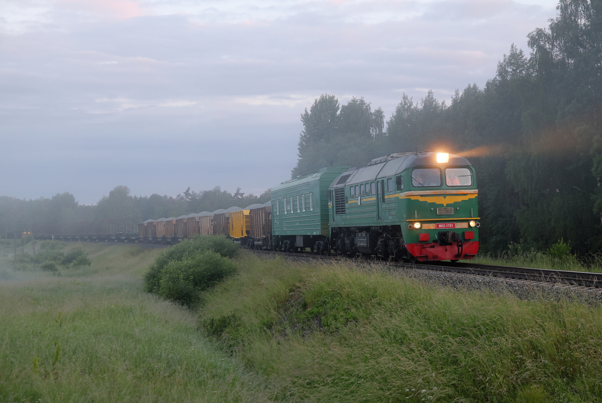 Luhanskteplovoz M62 – Foto 19