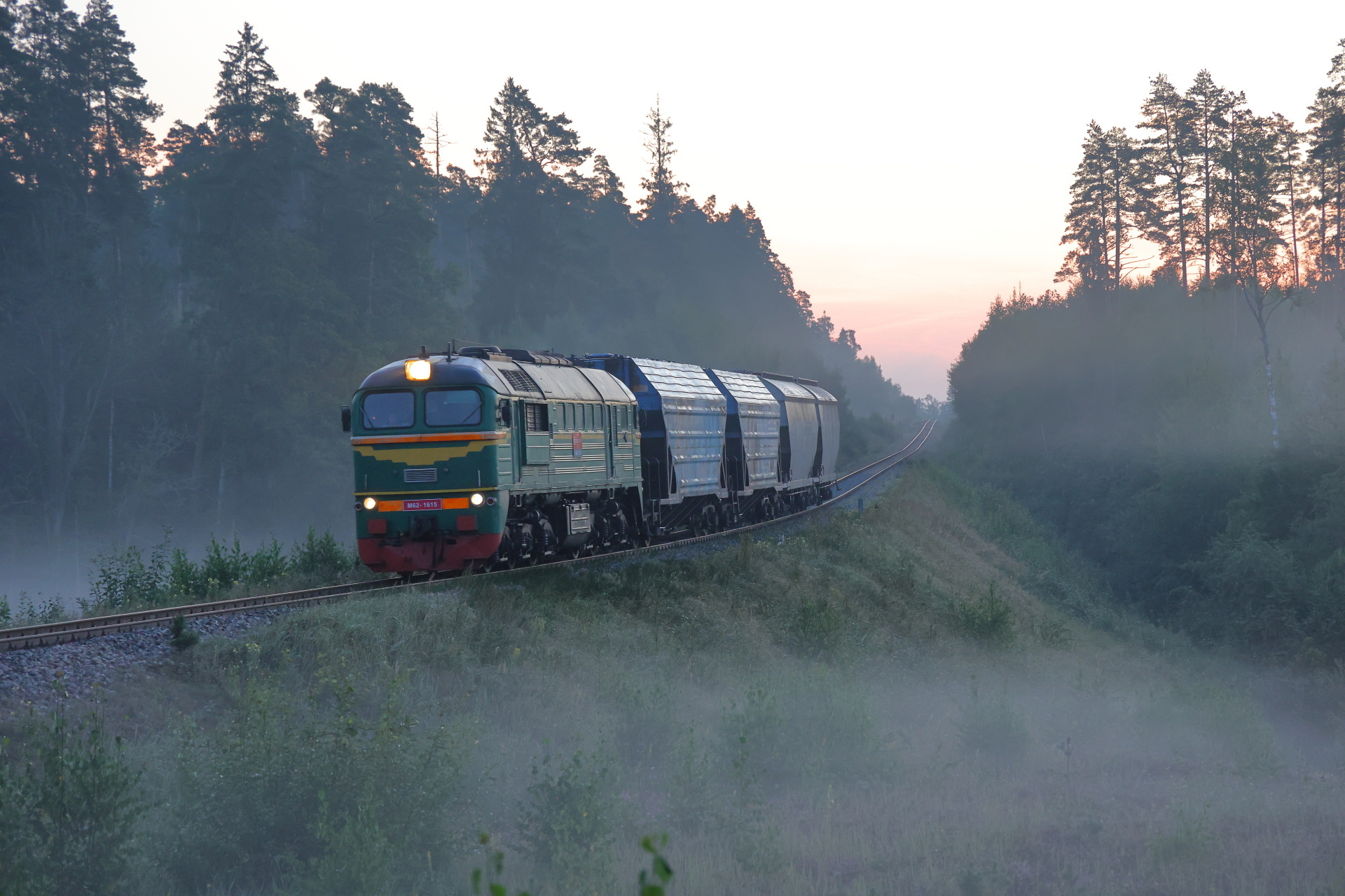 Luhanskteplovoz M62 – Foto 16