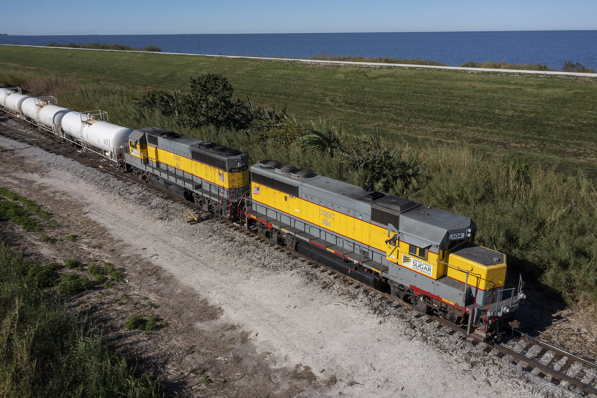 EMD GP40-2 – photo 17
