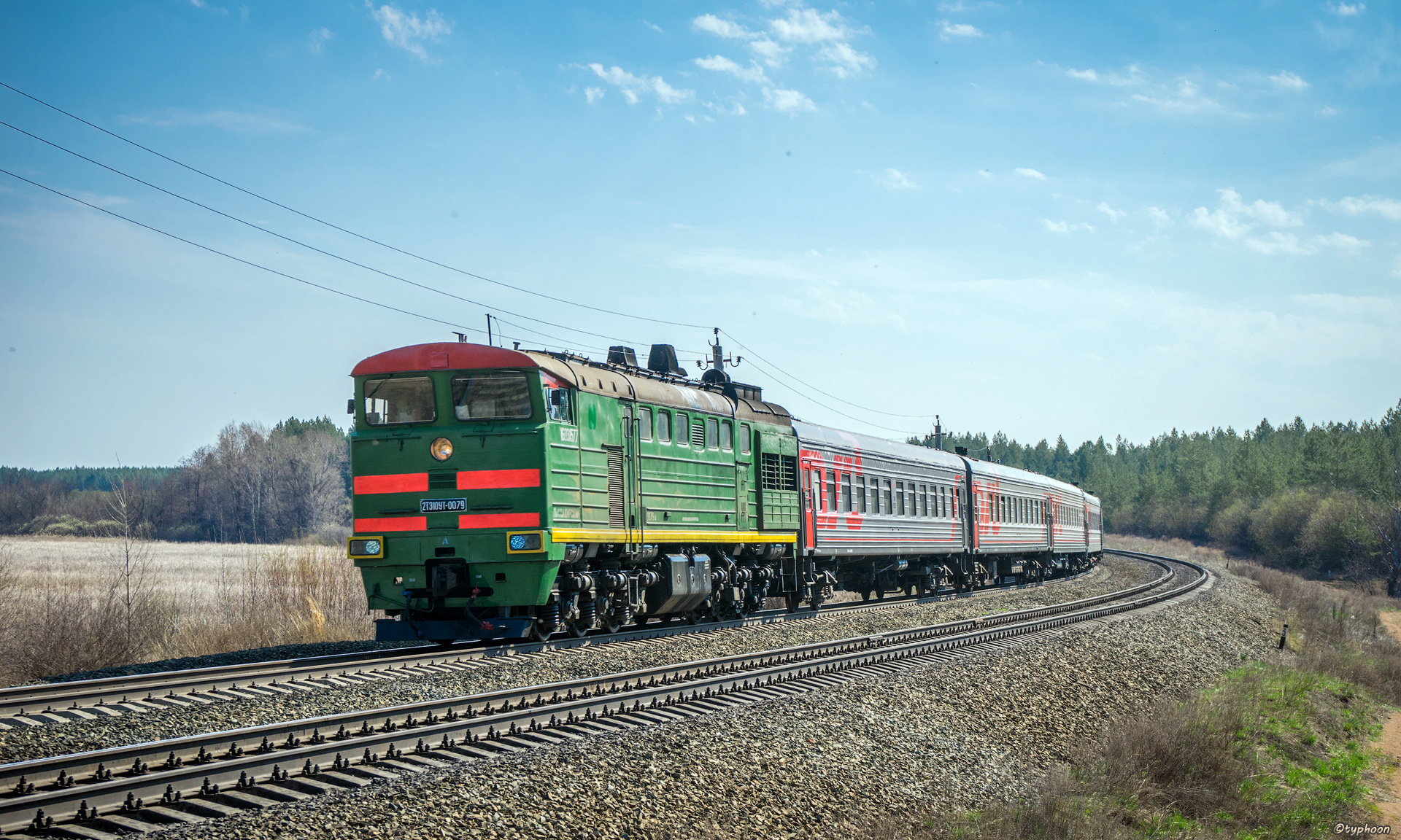 Luhanskteplovoz 2TE10UT – photo 17