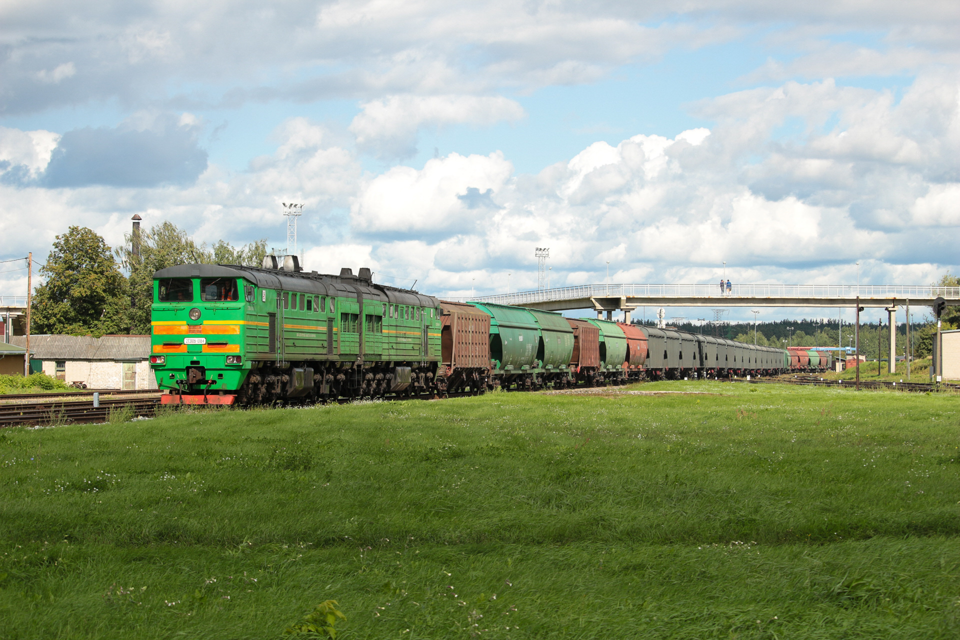 Luhanskteplovoz 2TE10U – photo 21