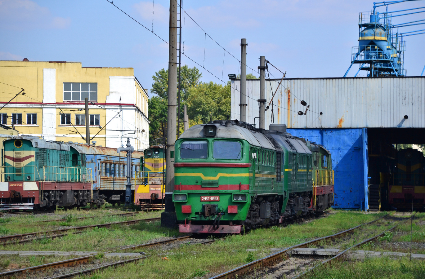 Luhanskteplovoz 2M62 – foto 15