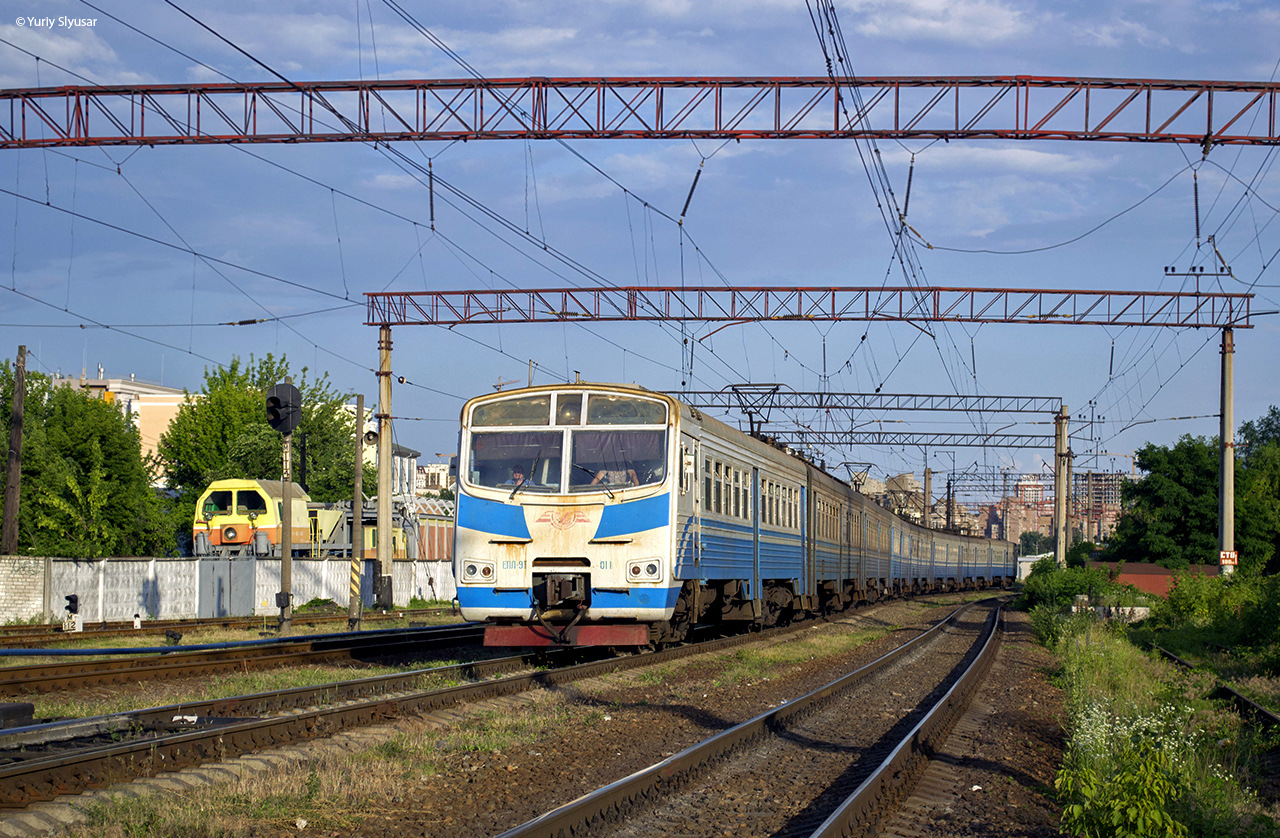 Luhanskteplovoz EPL9T – photo 15