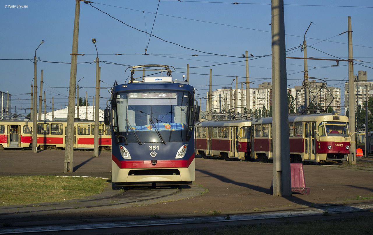 Tatra-Yug K1 – photo 9