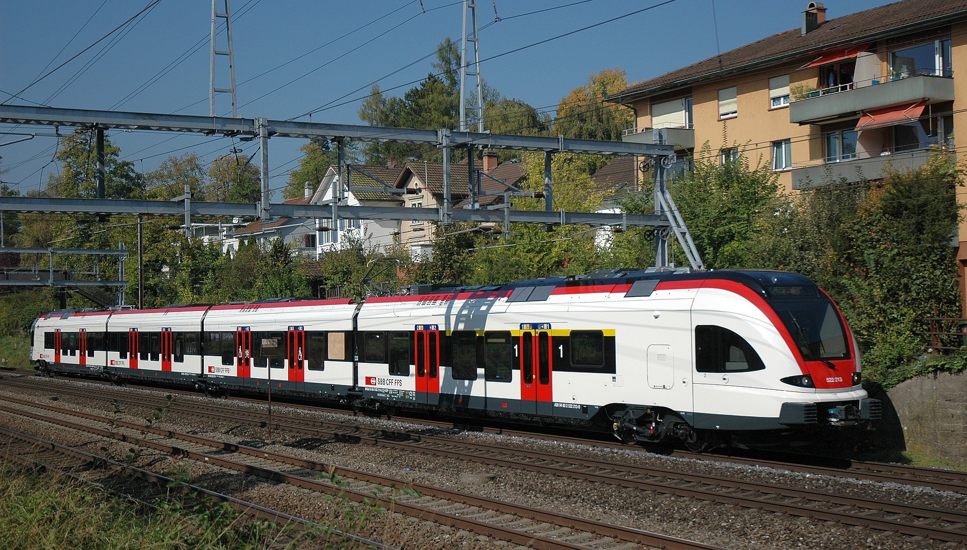 Stadler Flirt 4/10 15kV+25kV – photo 4