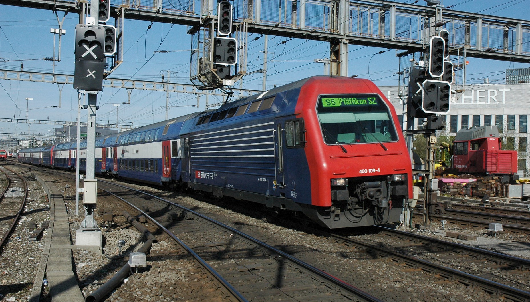 SLM Re 4/4 V – photo 10