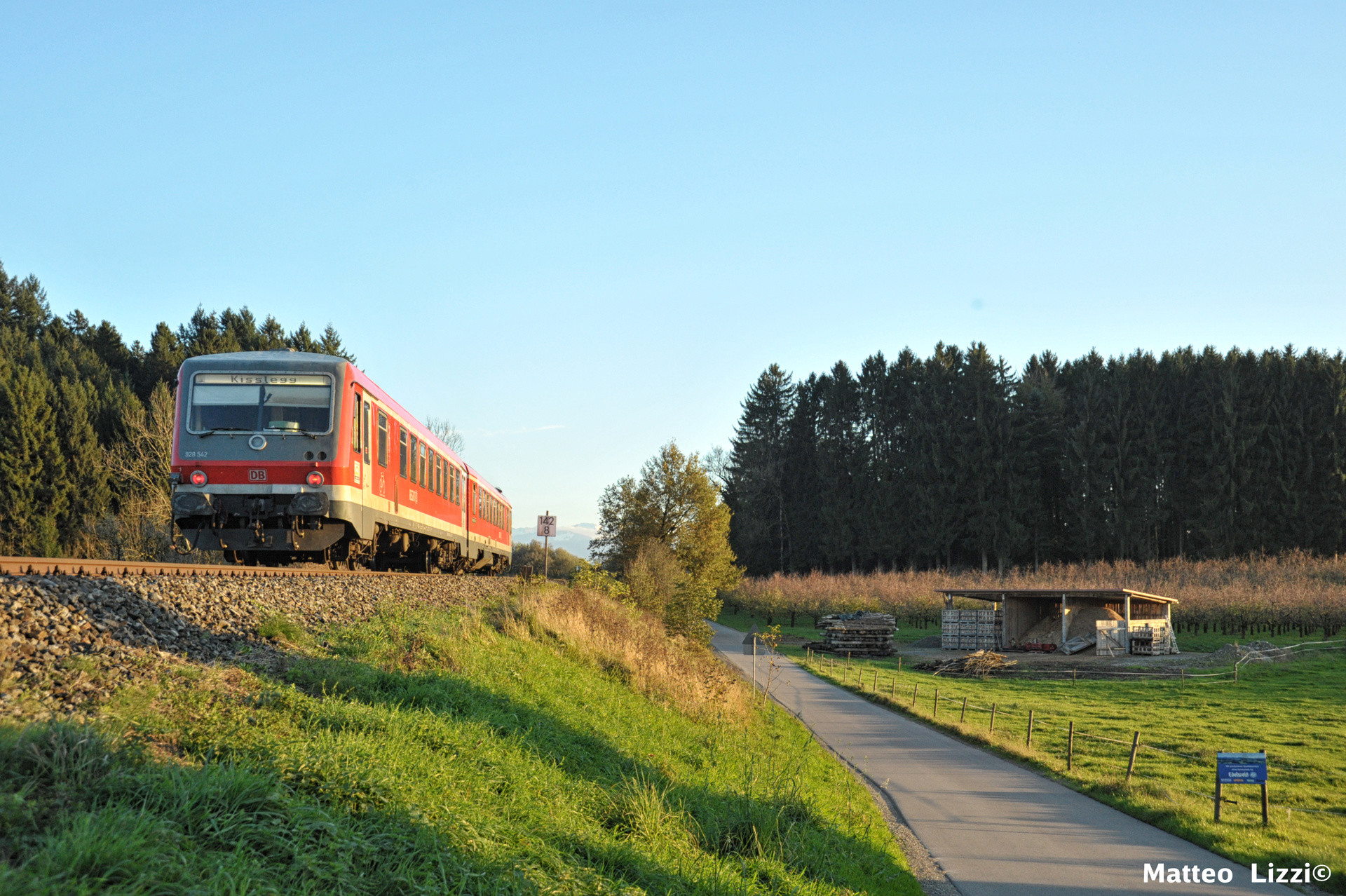 AEG 928 – photo 16