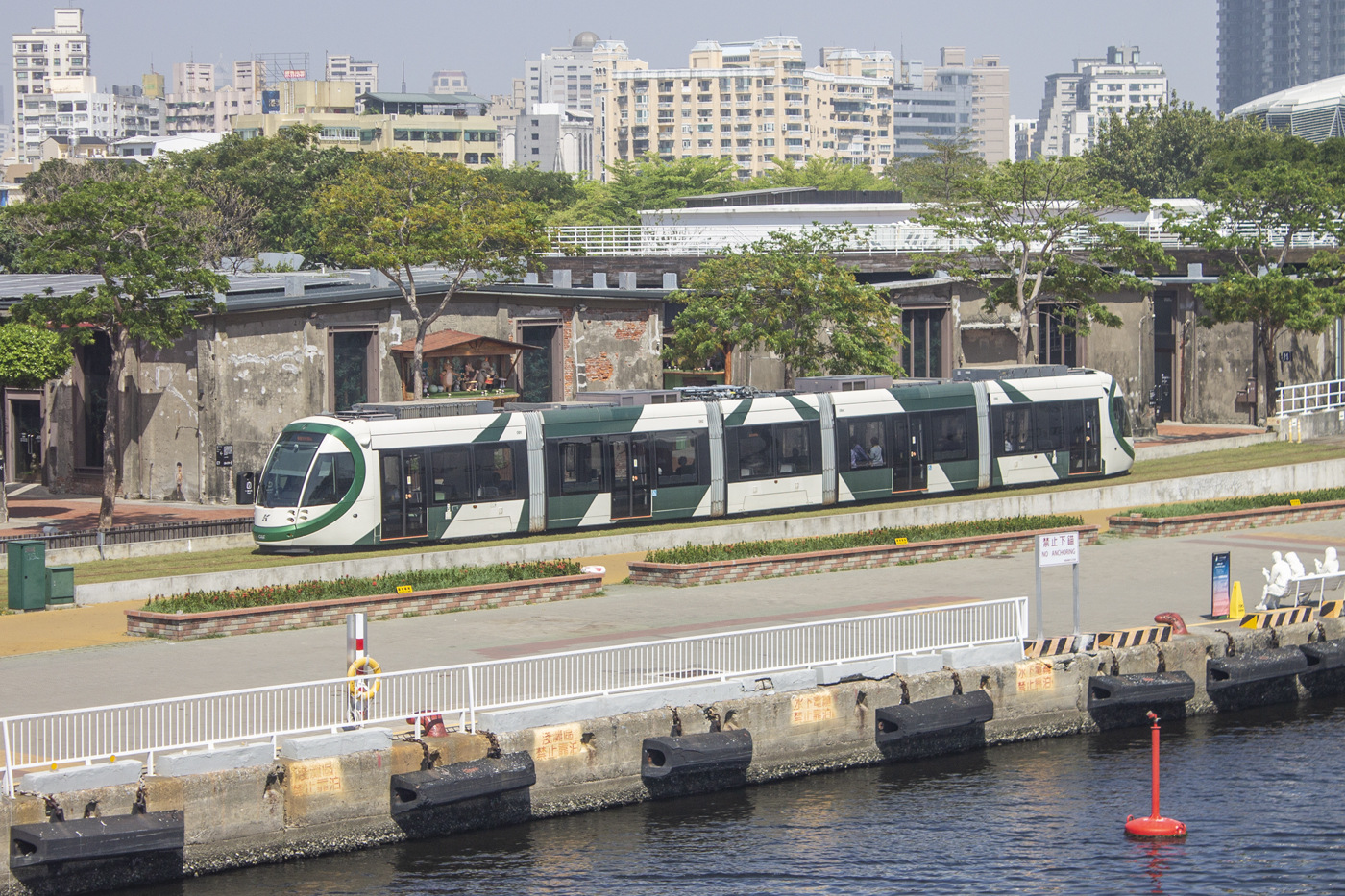 CAF Urbos 3 1435/600-750v – photo 14