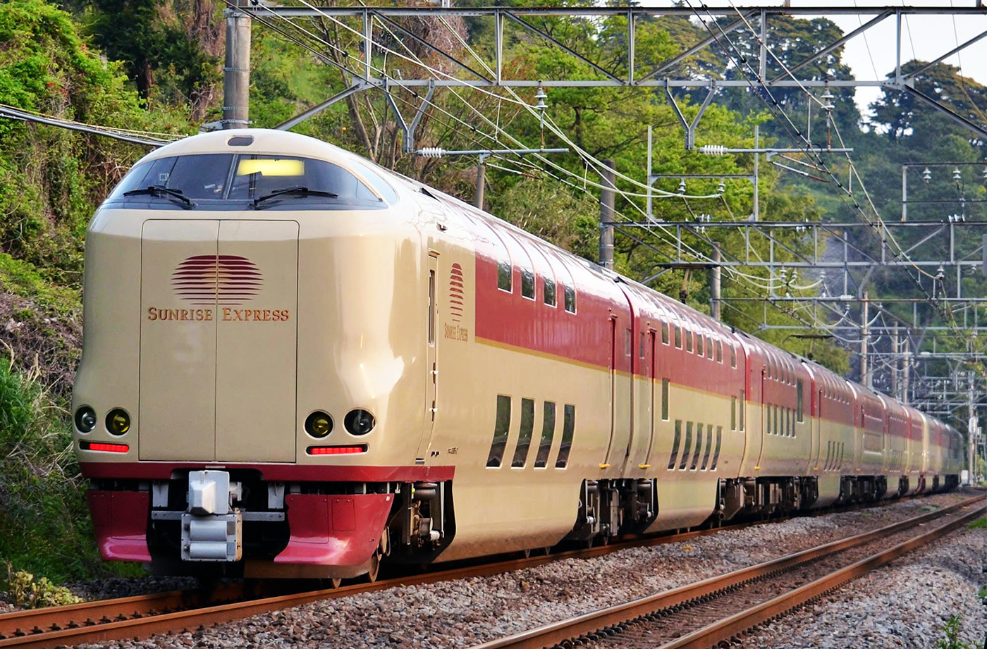 Nippon Sharyo JNR 285 series – photo 4