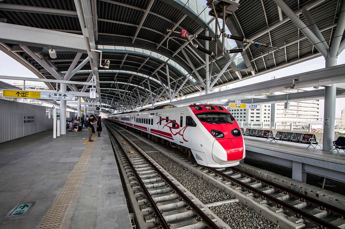 Nippon Sharyo TEMU2000 – photo 5