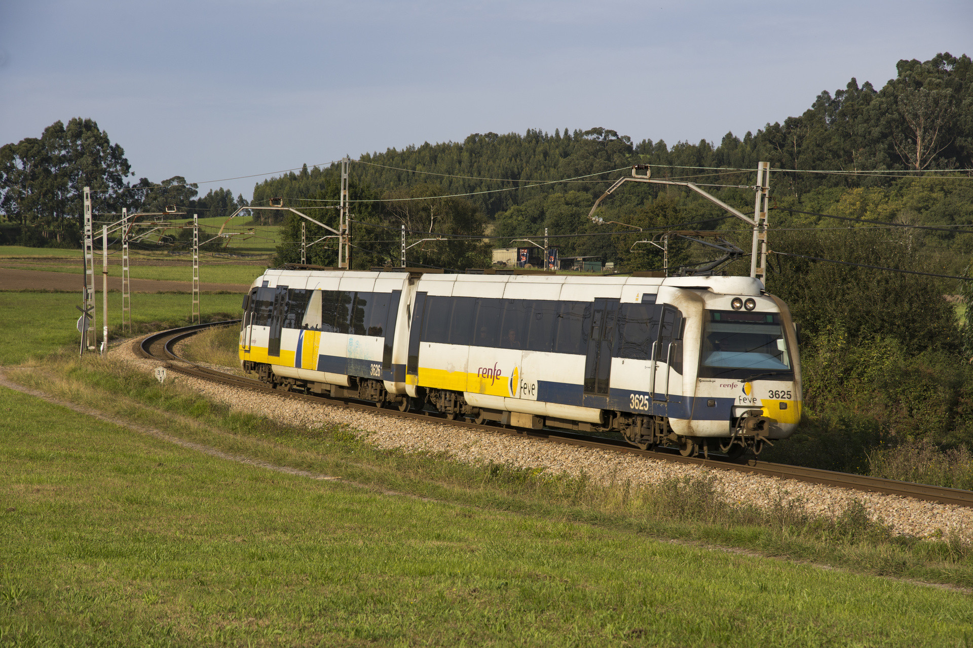 FEVE 3600 – photo 23