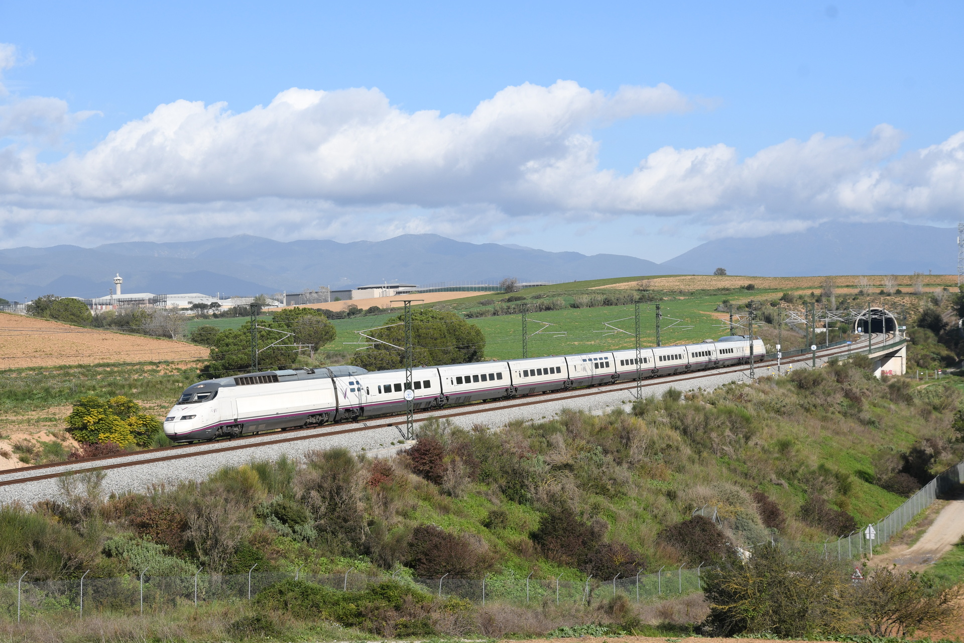 CAF RENFE 100 – photo 6
