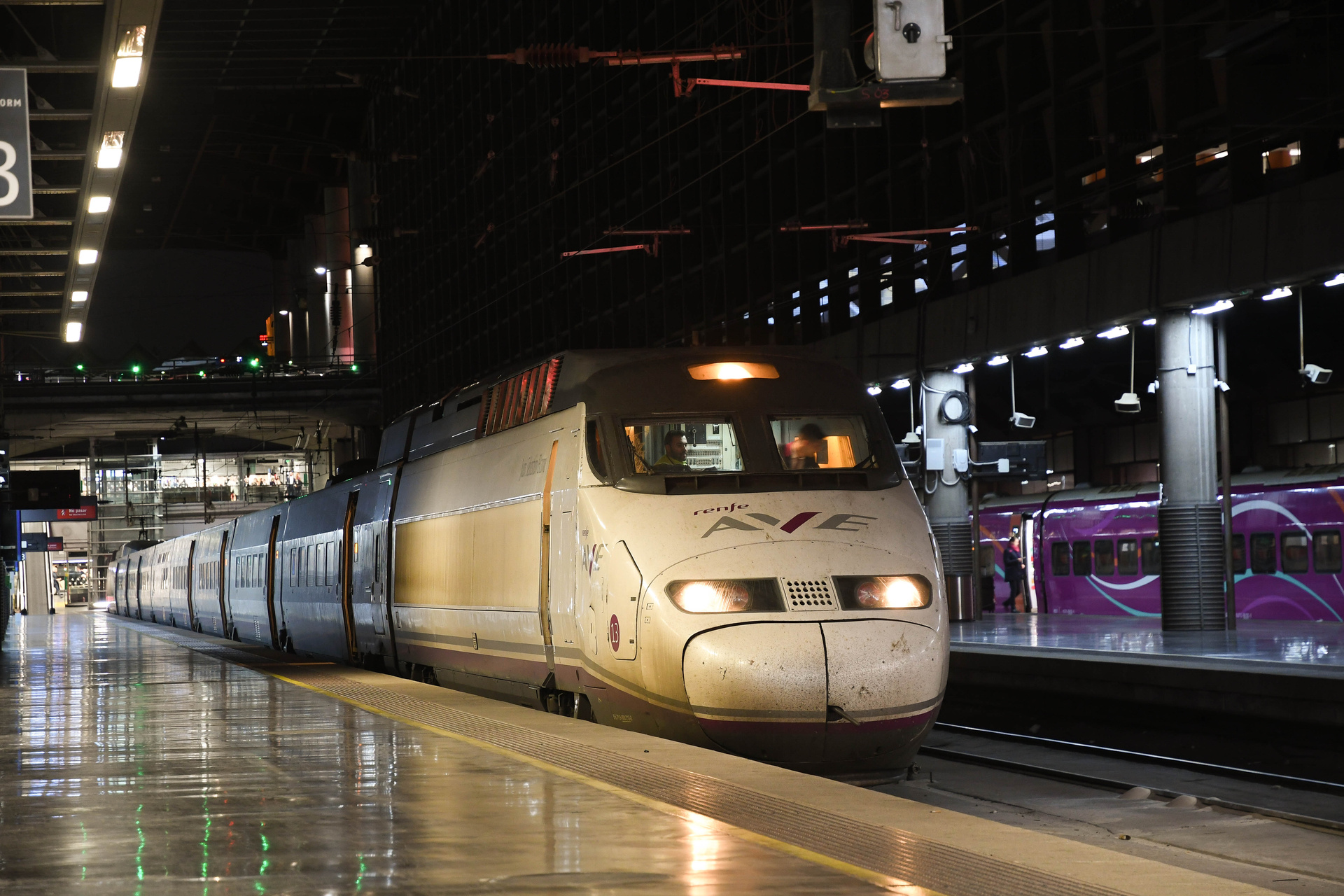 CAF RENFE 100 – photo 4