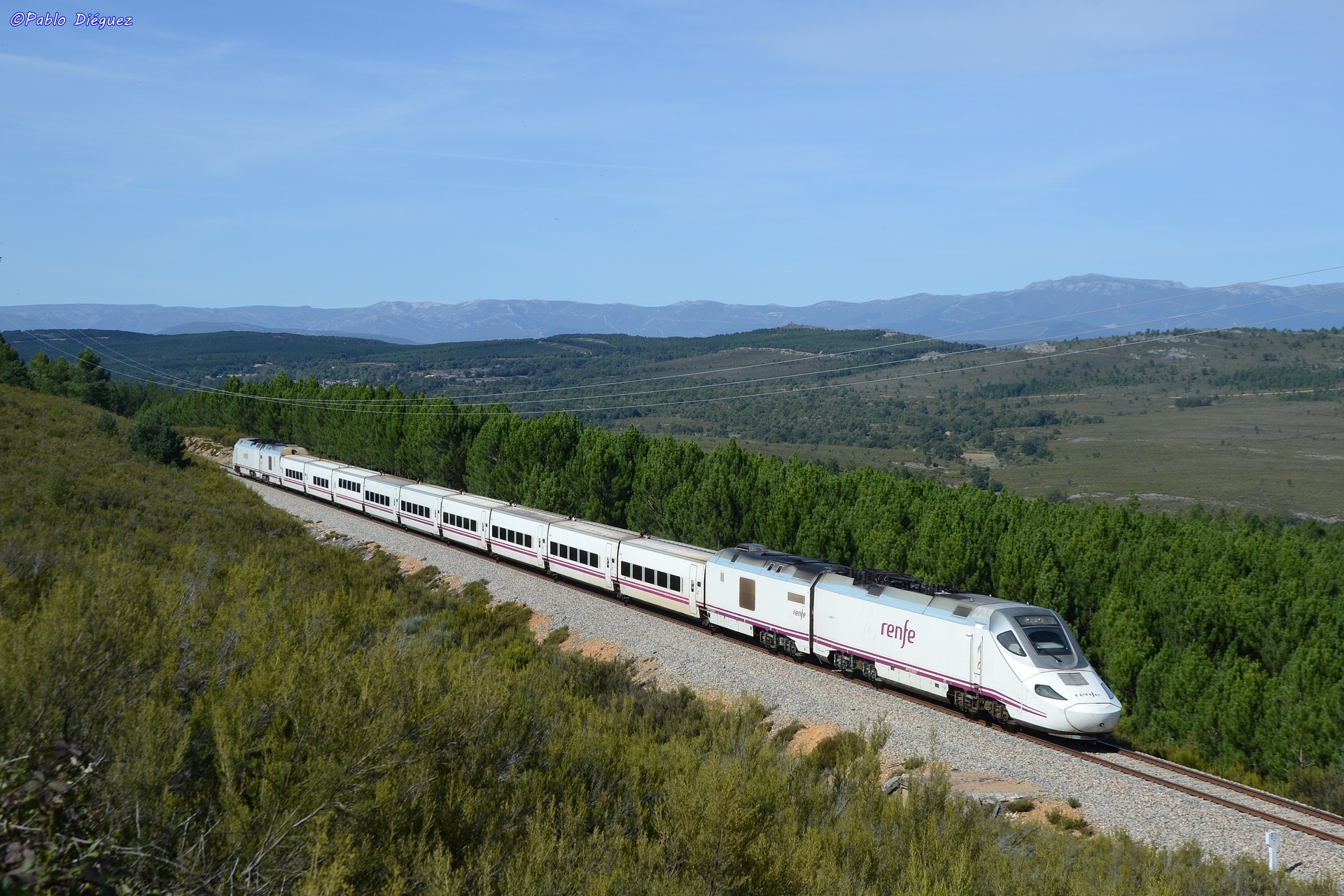 Bombardier RENFE 730 – photo 13
