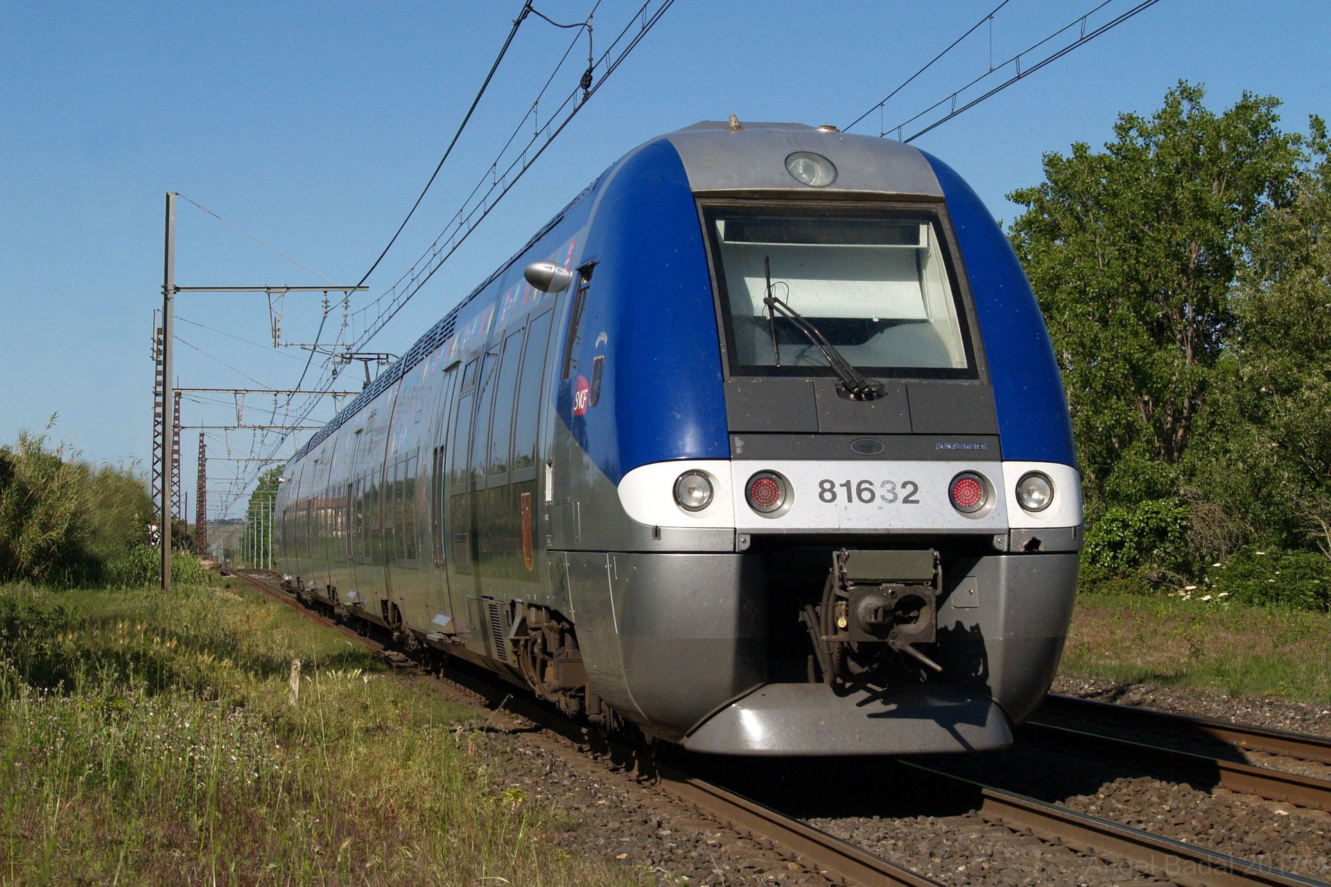 Bombardier B 81500 – photo 15