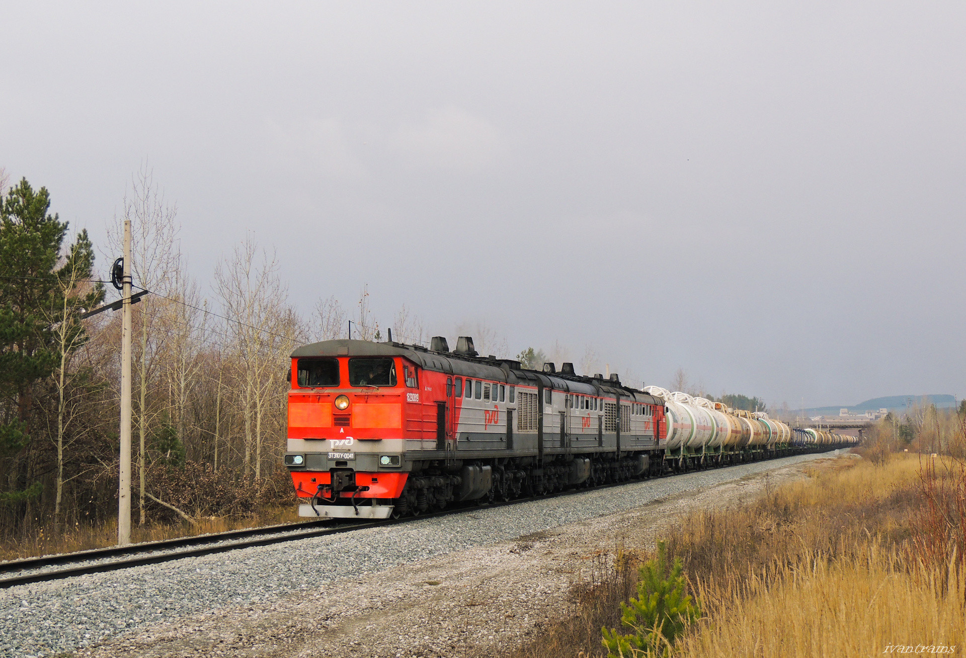 Luhanskteplovoz 3TE10U – photo 16