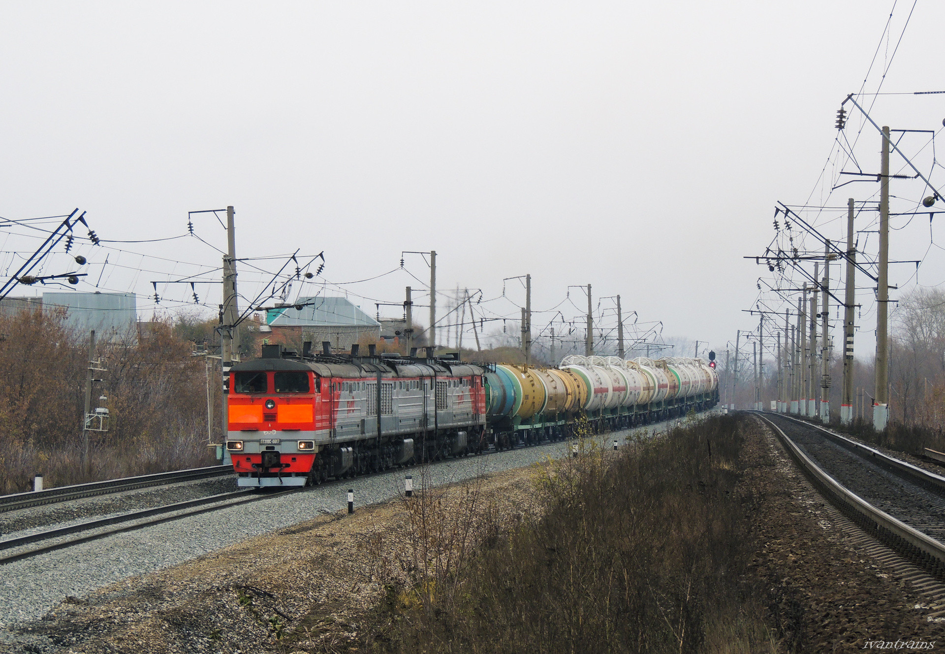 Luhanskteplovoz 4TE10S – photo 17