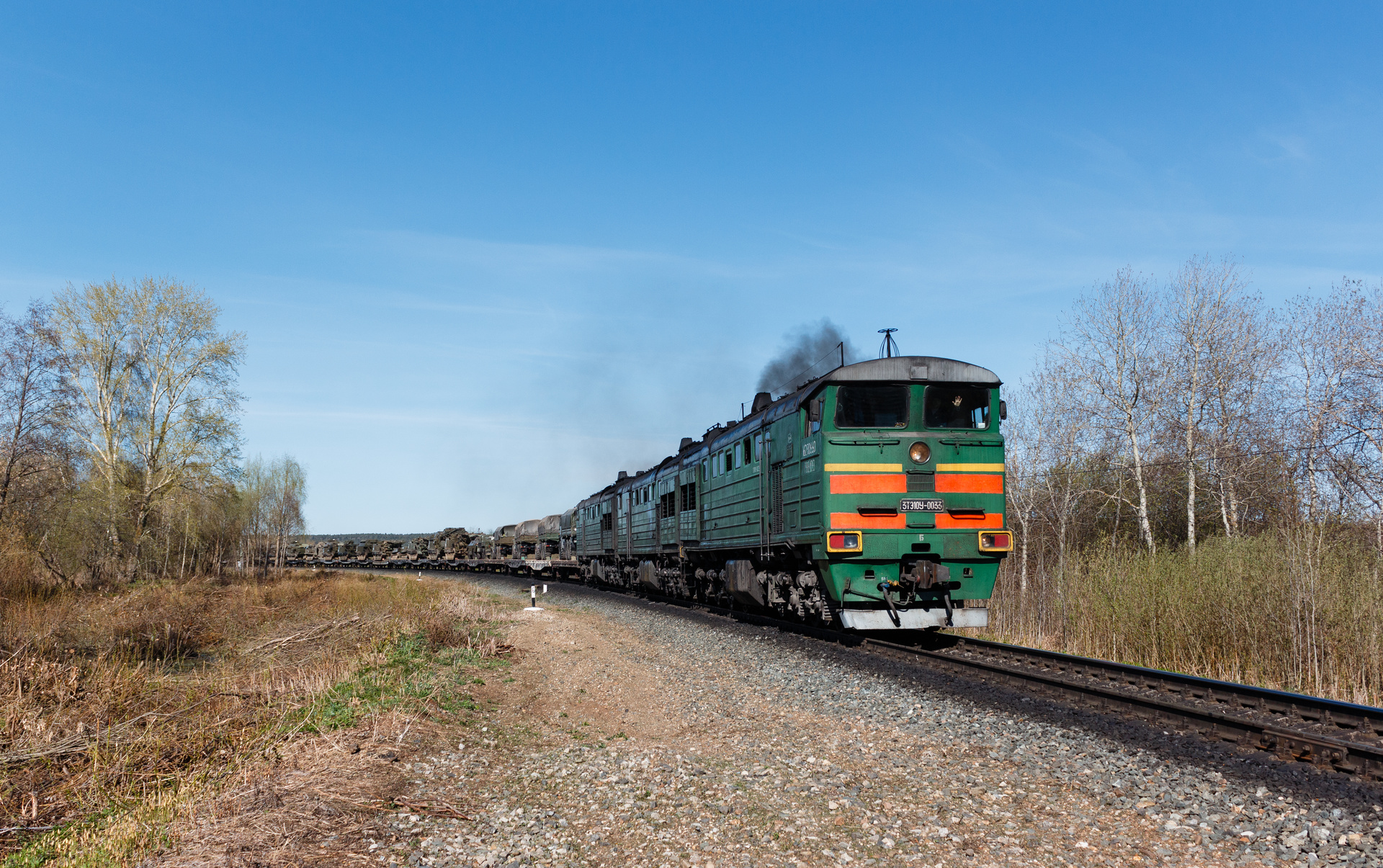 Luhanskteplovoz 3TE10U – photo 8