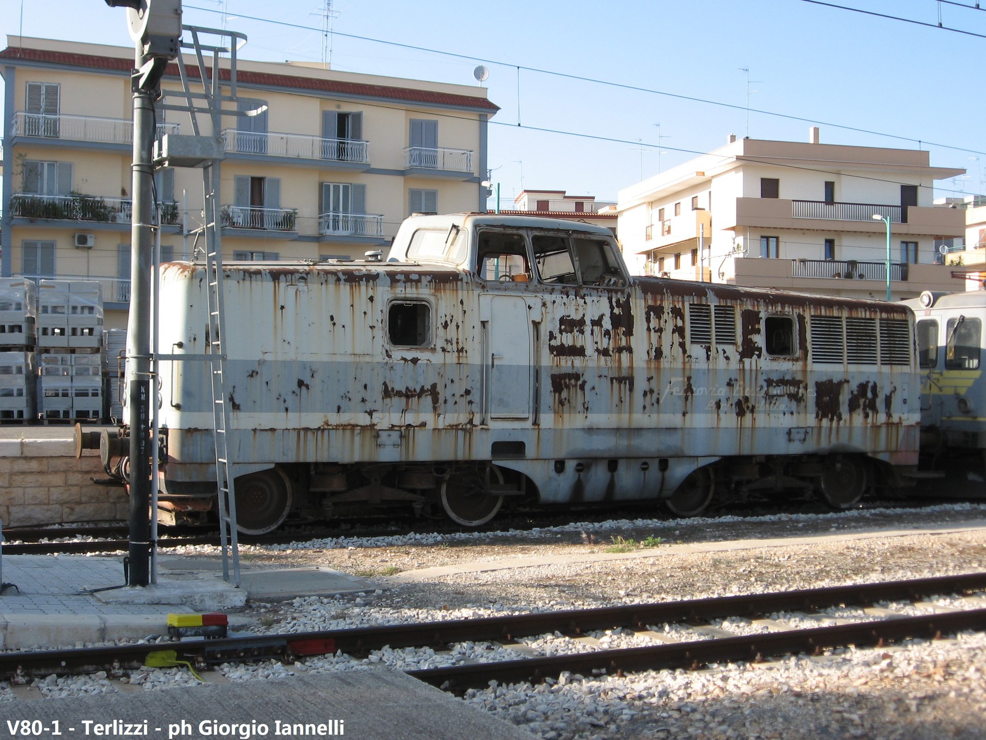 MaK DB V 80 – photo 3
