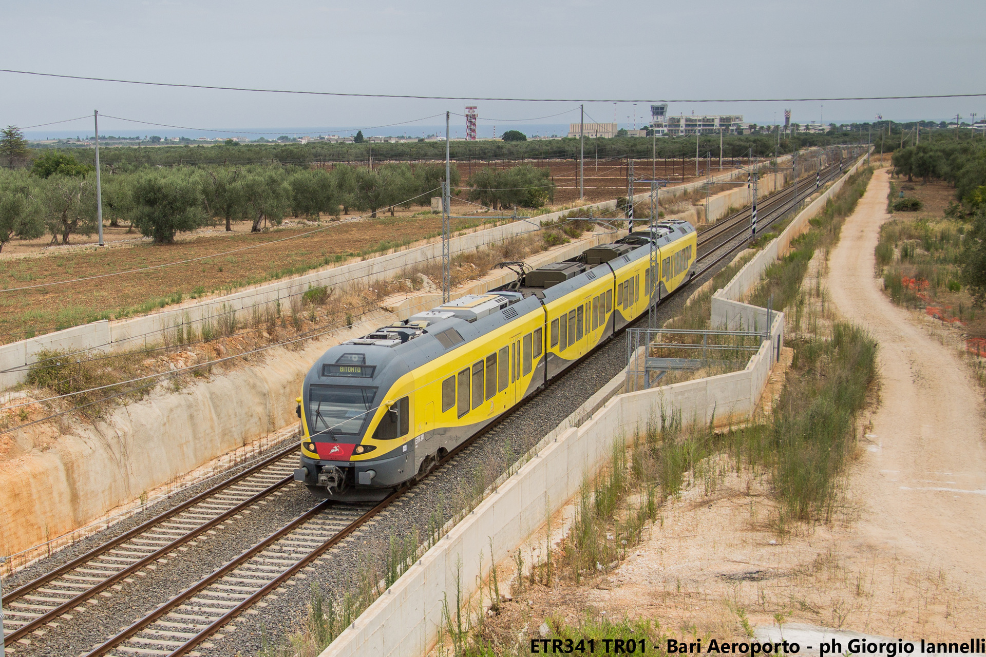 Stadler Flirt 4/10 – foto 4