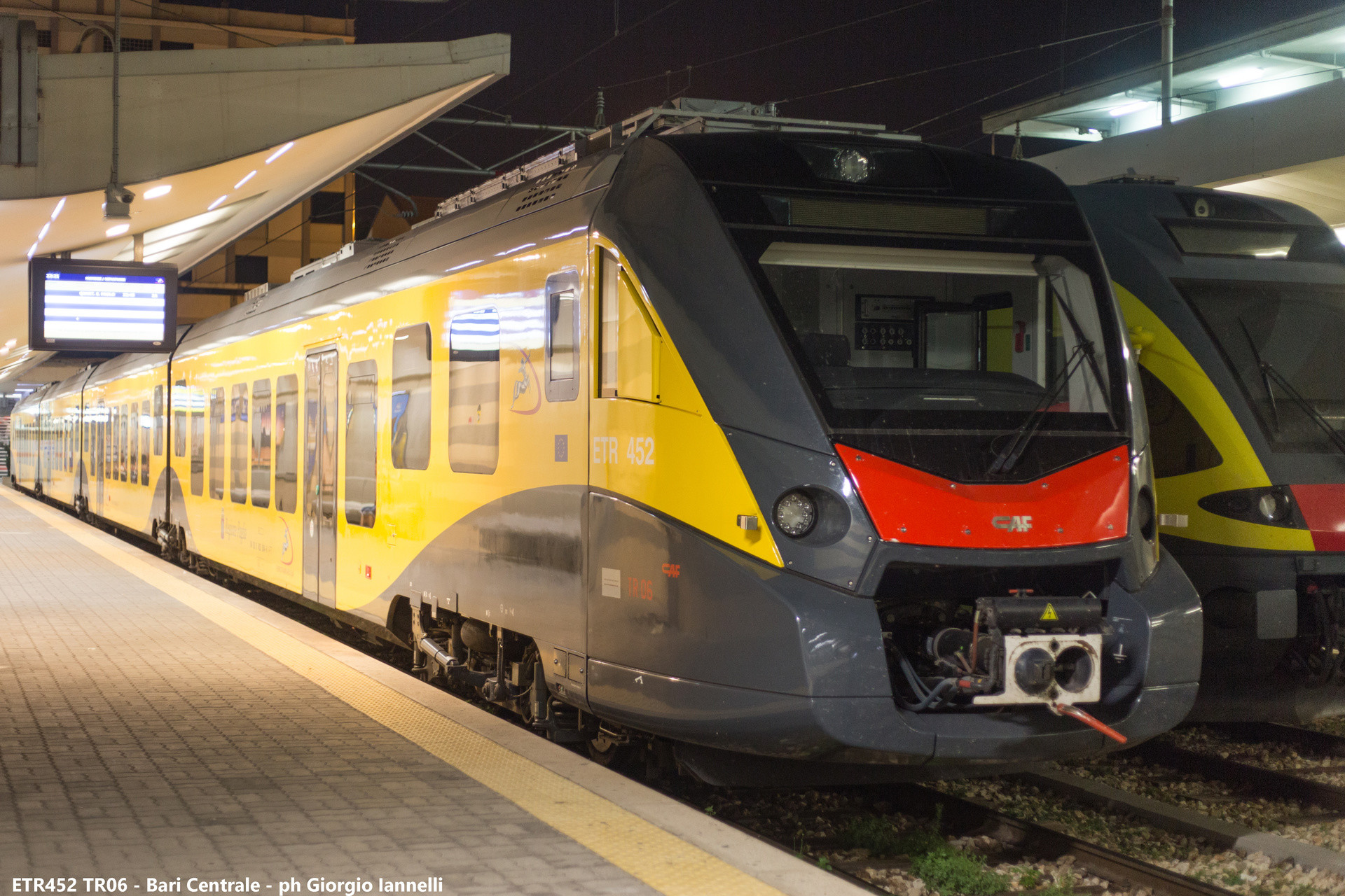CAF ETR 452 – photo 5