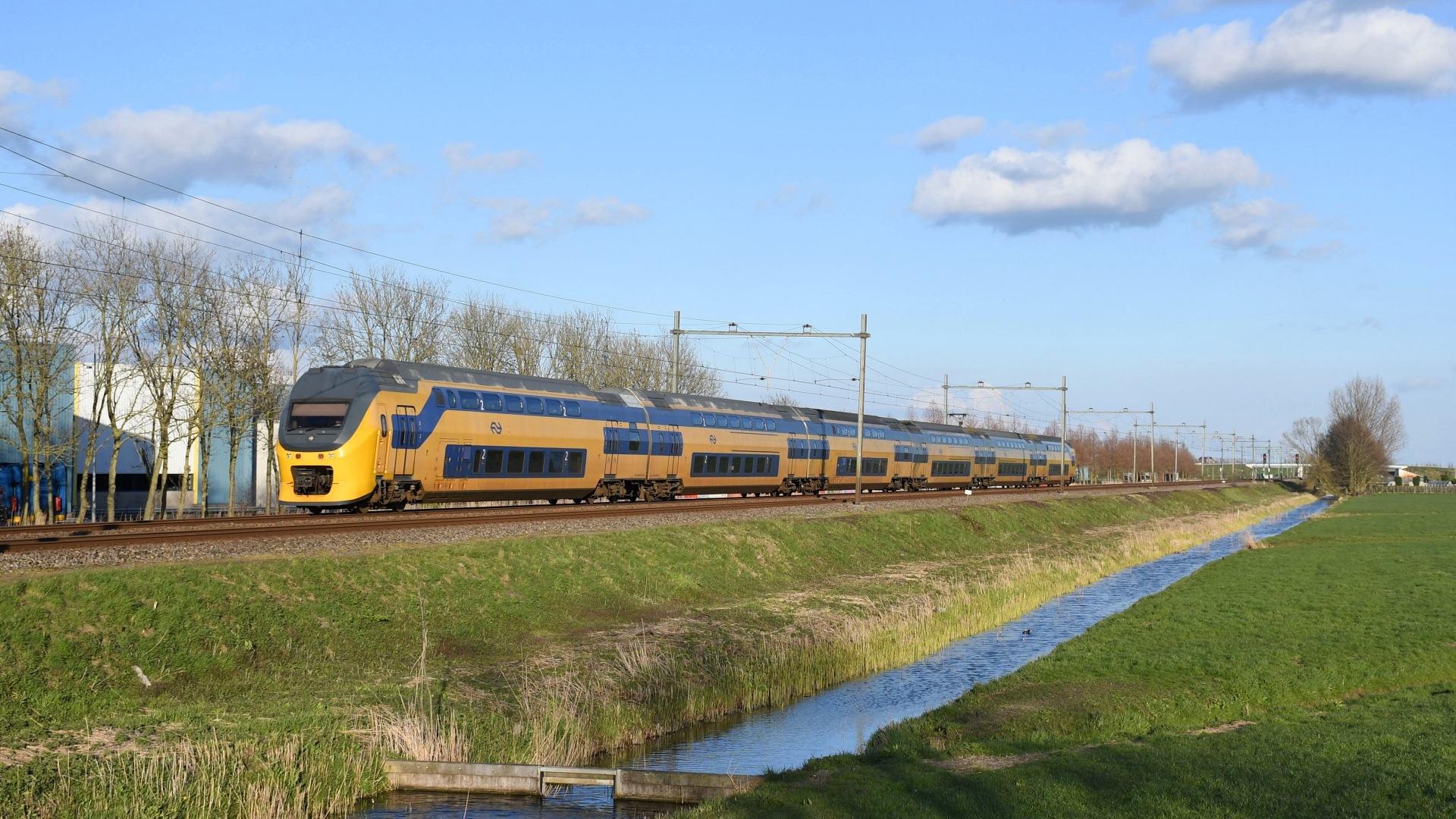 Bombardier VIRM-VI – photo 20