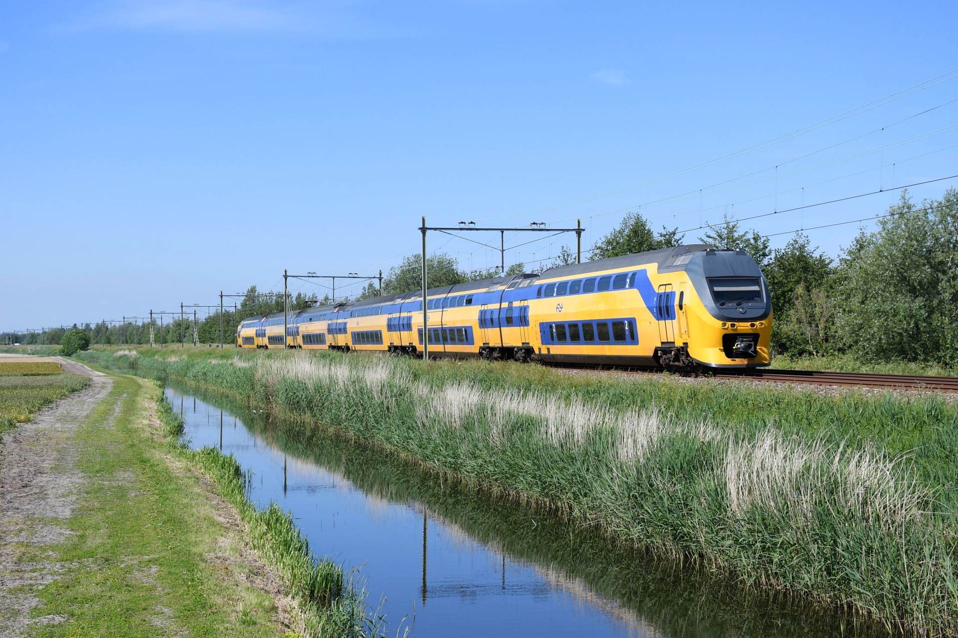 Bombardier VIRM-VI – photo 17