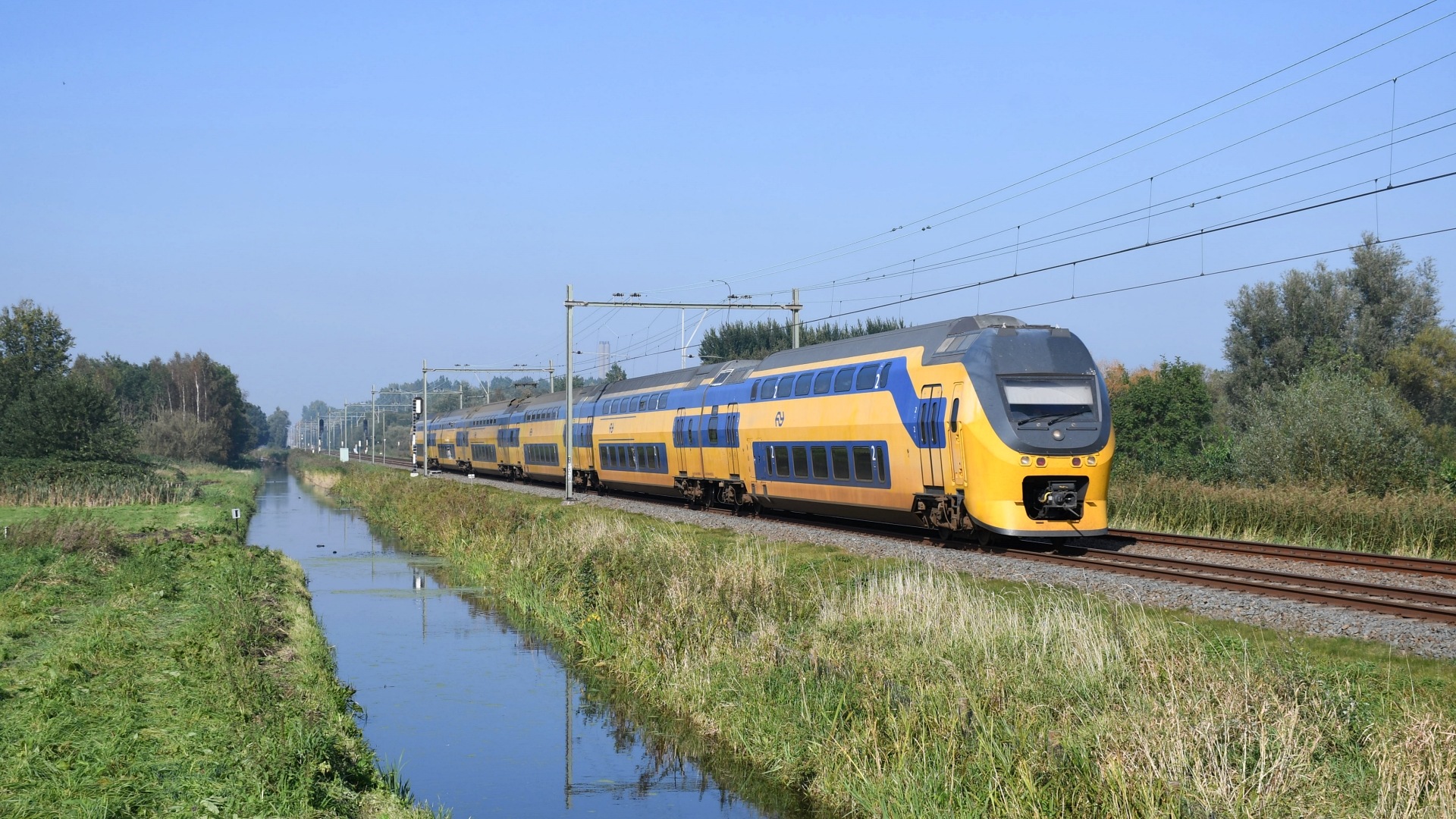 Bombardier VIRM-VI – photo 14