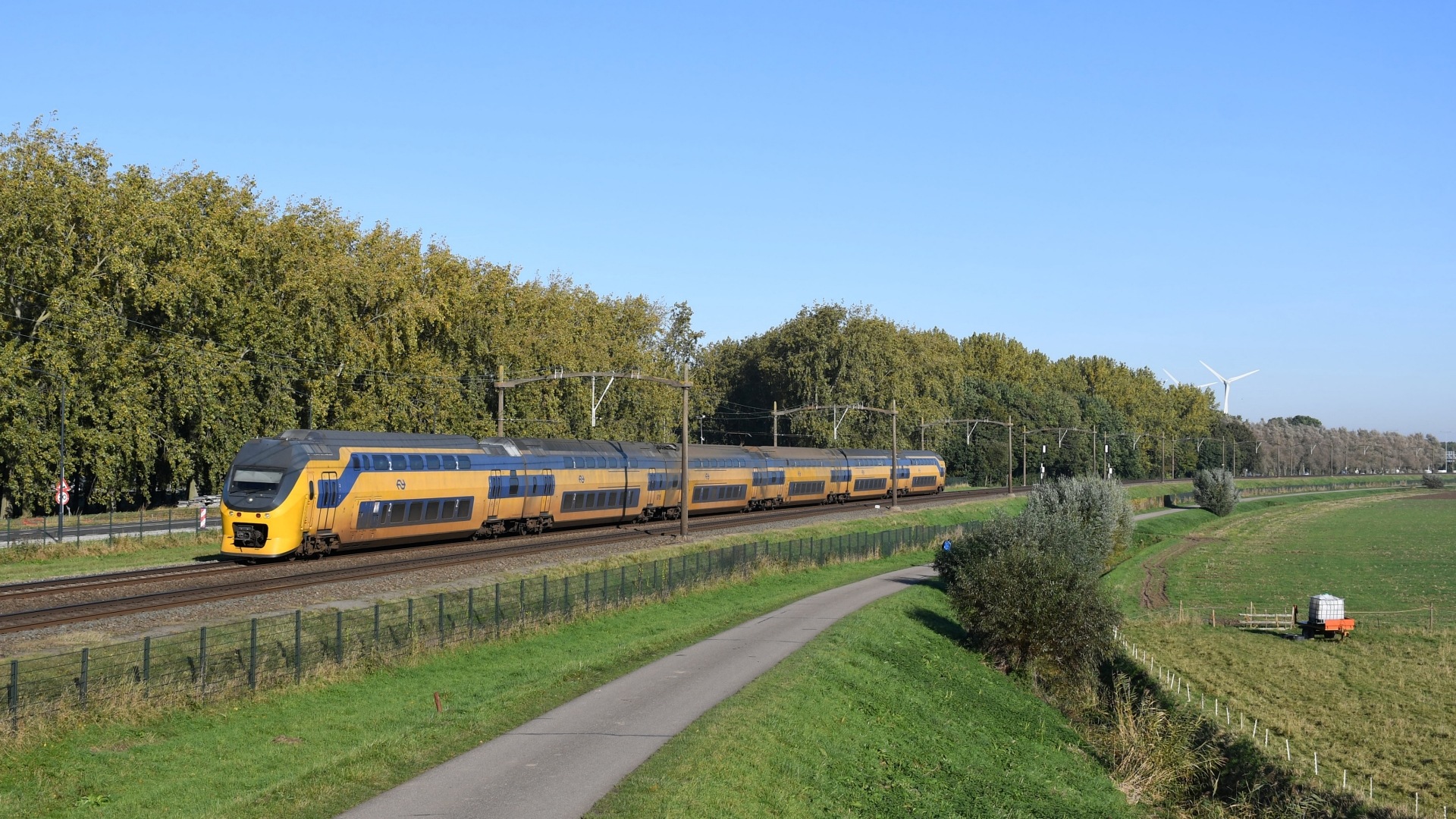 Bombardier VIRM-VI – photo 8