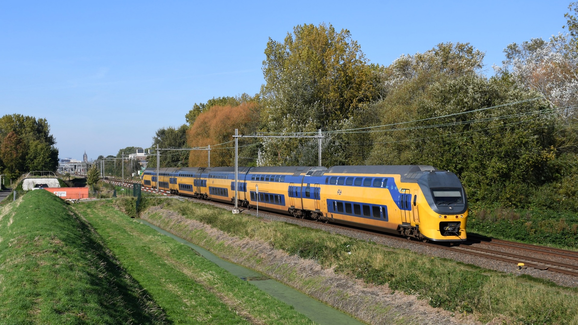 Bombardier VIRM-VI – photo 6
