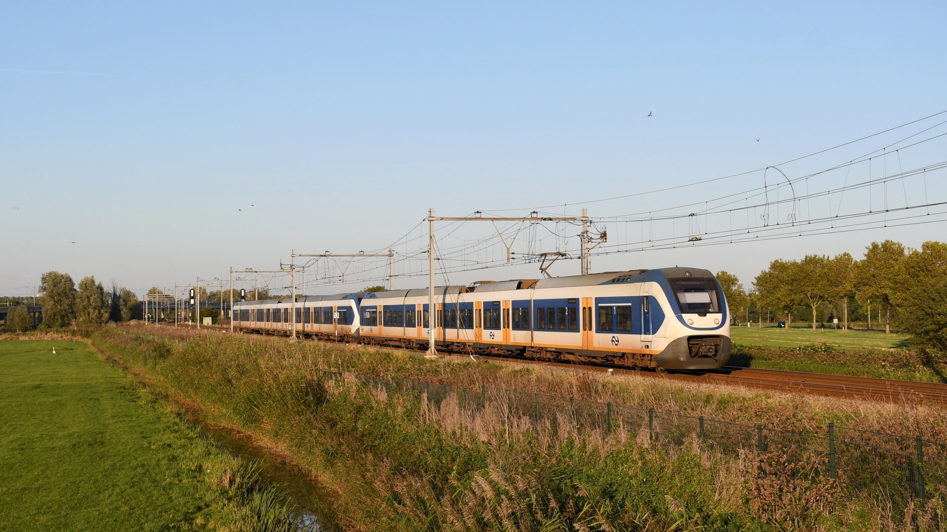 Bombardier SLT-4 – photo 10