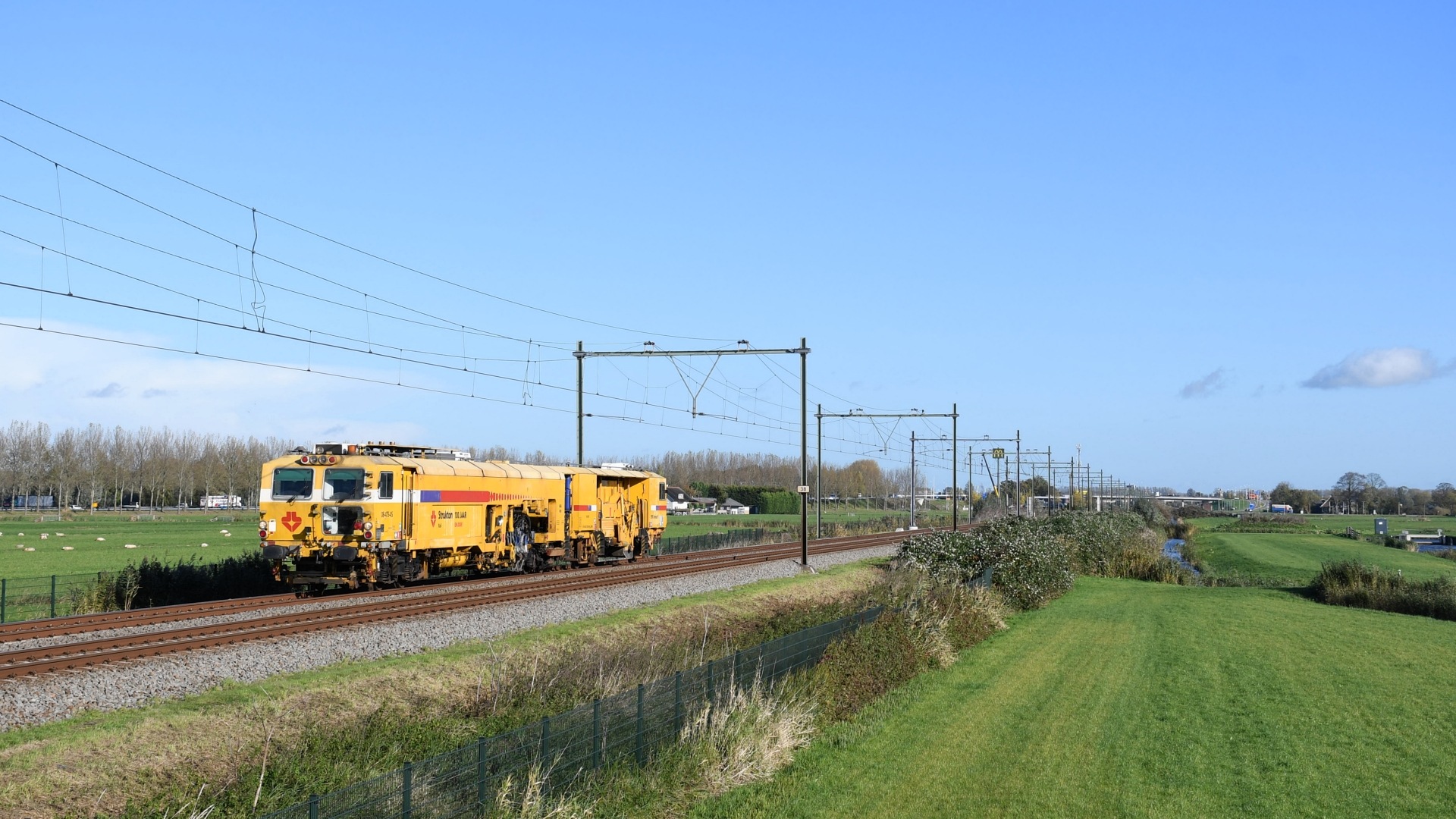 Plasser & Theurer Unimat 08-475/4S – photo 3