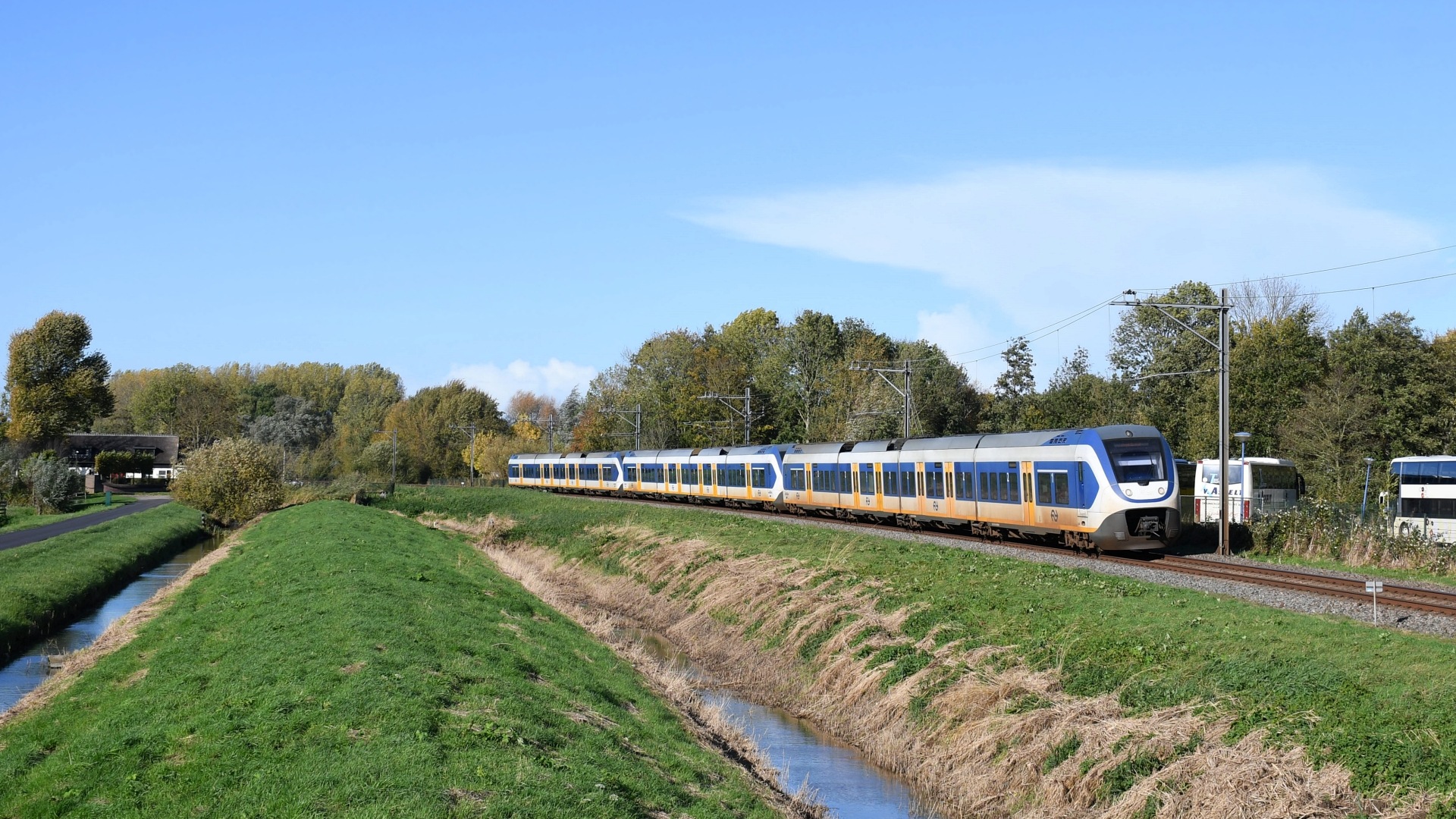 Bombardier SLT-4 – photo 8