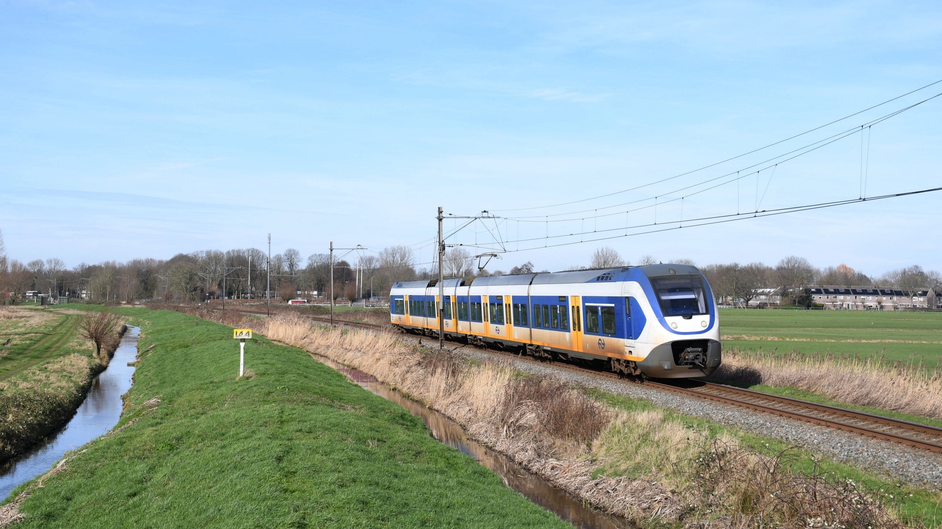 Bombardier SLT-4 – photo 6