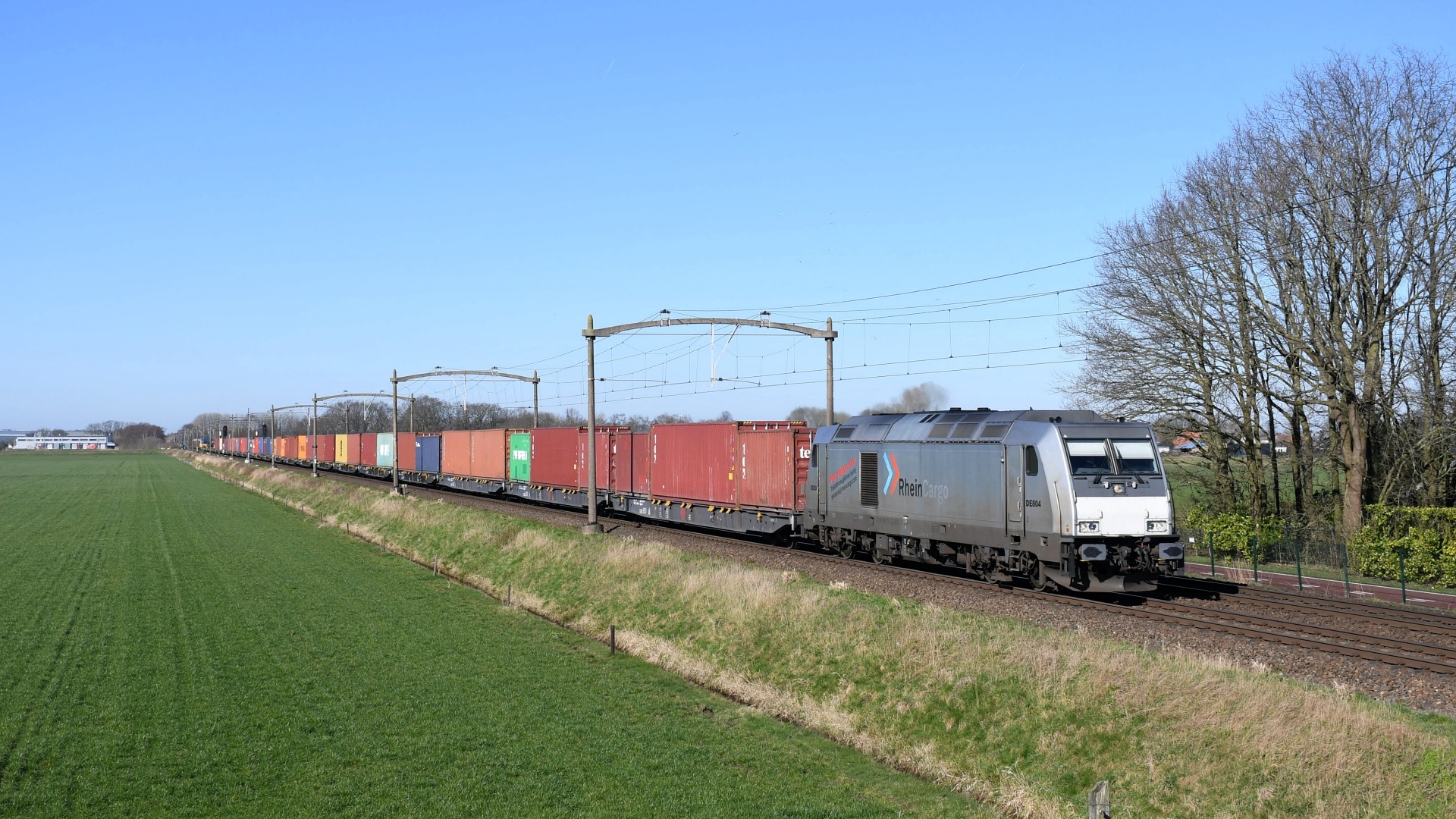 Bombardier F140 DE – photo 11